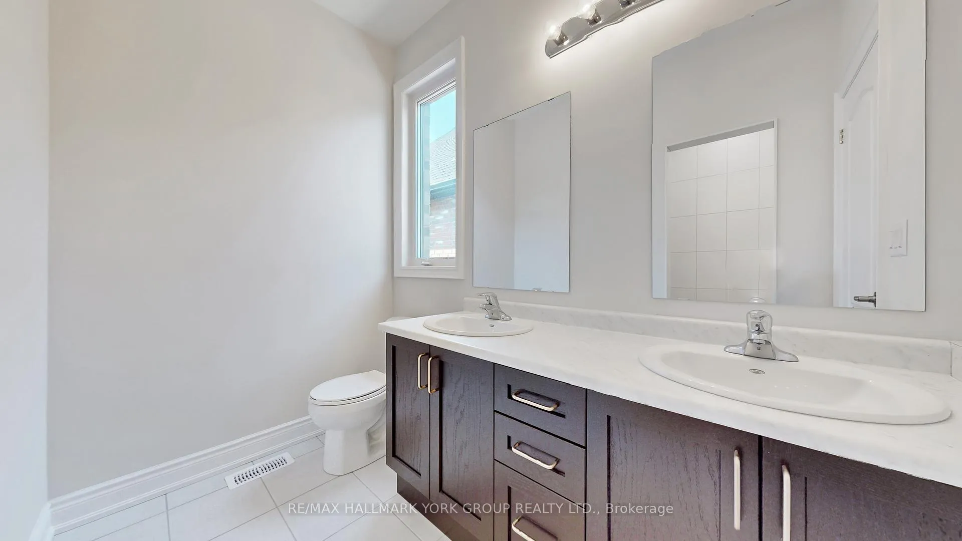 Photo 33 of 2968 Monarch Drive, Orillia — HOMEH