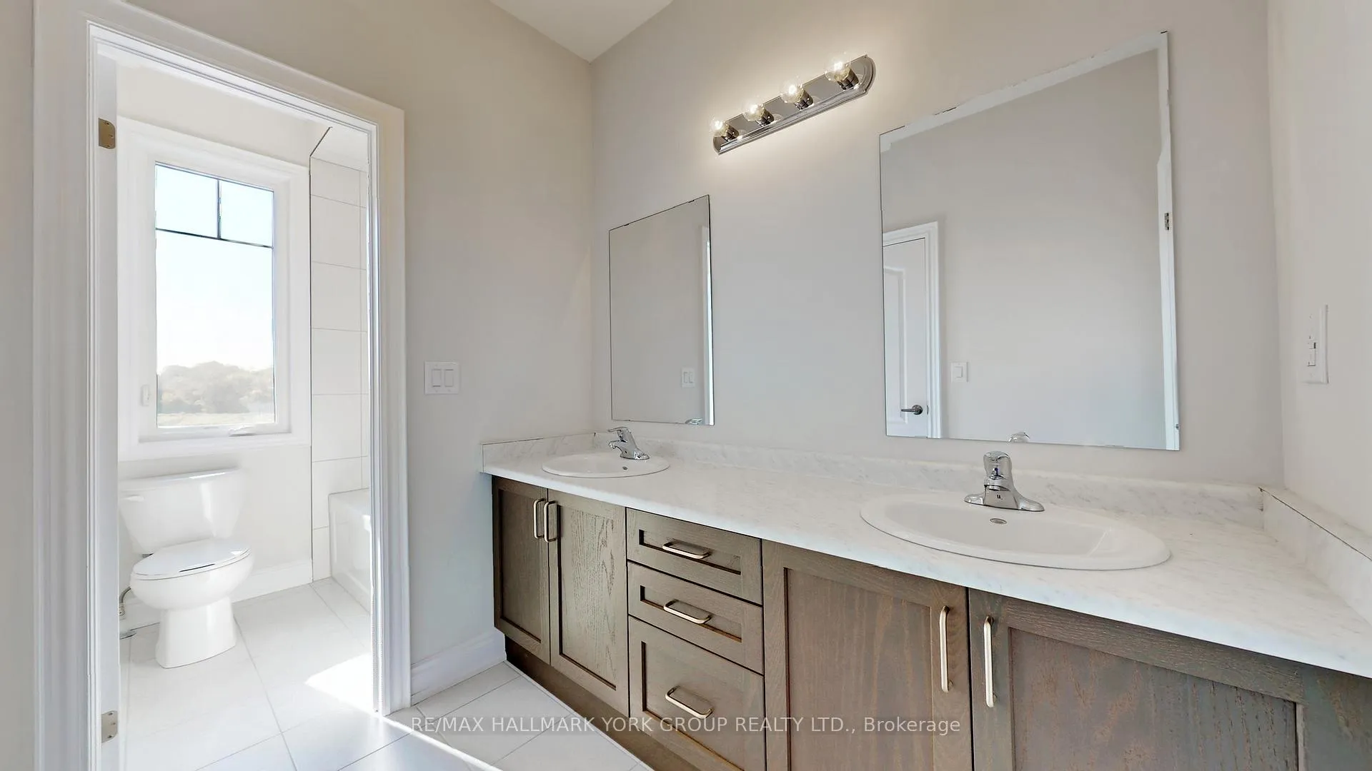 Photo 41 of 2968 Monarch Drive, Orillia — HOMEH