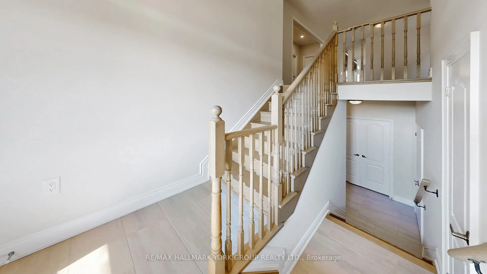Photo 48 of 2968 Monarch Drive, Orillia — HOMEH