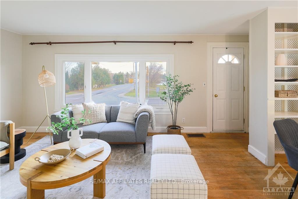 Photo 11 of 147 Queen Street, Smiths Falls — HOMEH