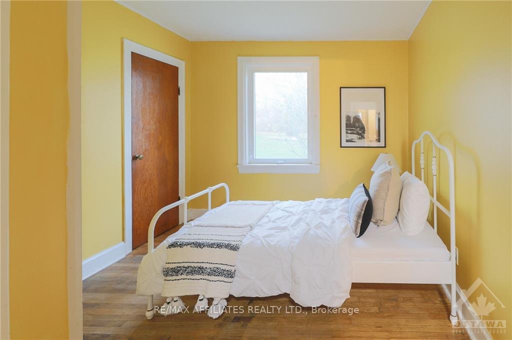 Photo 20 of 147 Queen Street, Smiths Falls — HOMEH