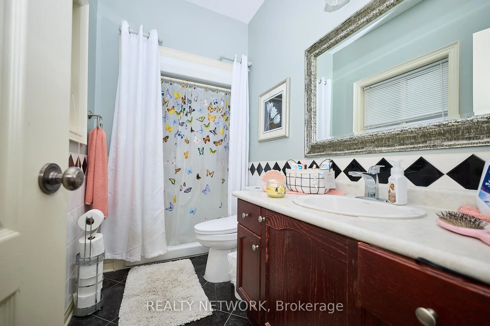 Photo 23 of 69 Macturnbull Drive, St. Catharines, Rykert/Vansickle — HOMEH