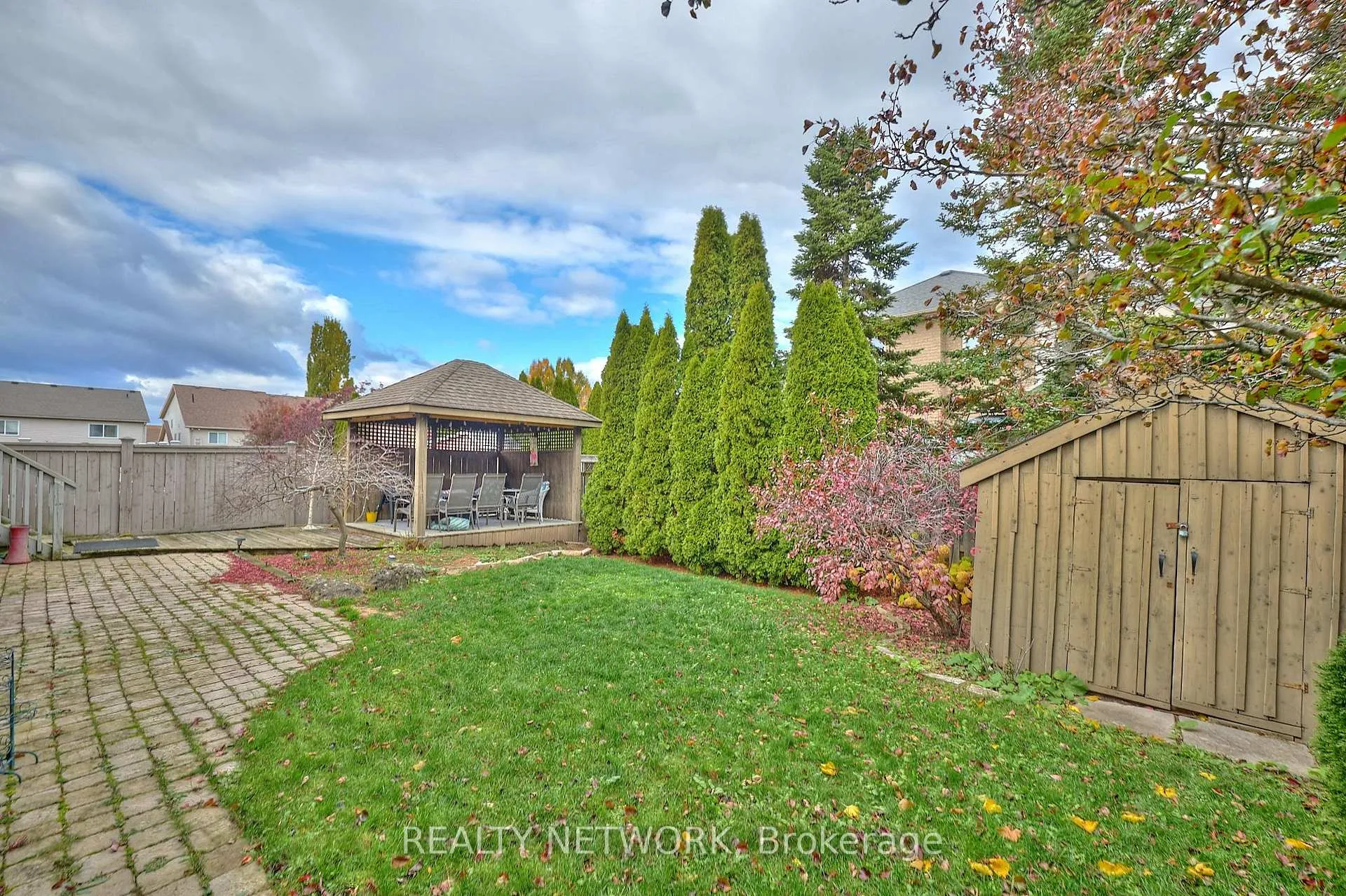 Photo 32 of 69 Macturnbull Drive, St. Catharines, Rykert/Vansickle — HOMEH