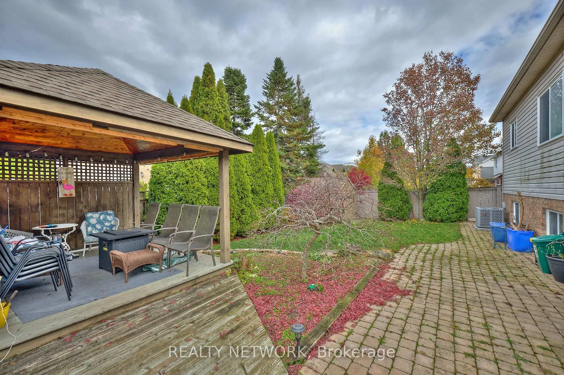 Photo 35 of 69 Macturnbull Drive, St. Catharines, Rykert/Vansickle — HOMEH