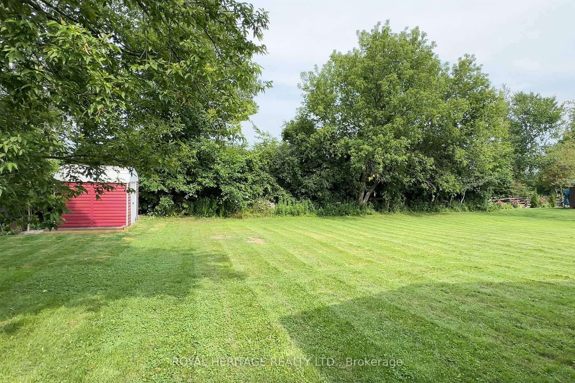 Photo 22 of 689 Cedarvale Crescent, Selwyn — HOMEH