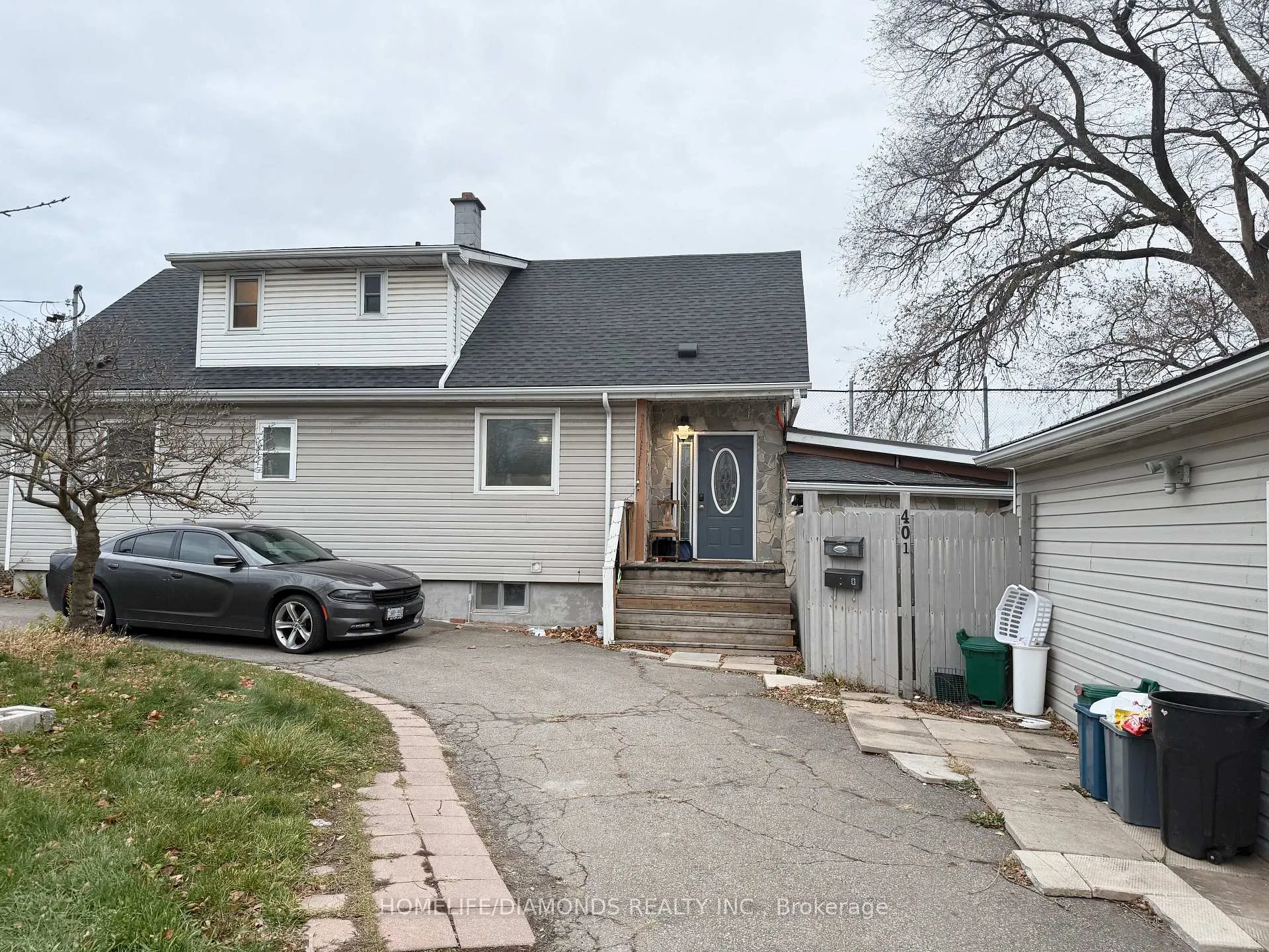 Photo 1 of Unit UPPER, 401 Queenston Street, St. Catharines, E. Chester — HOMEH