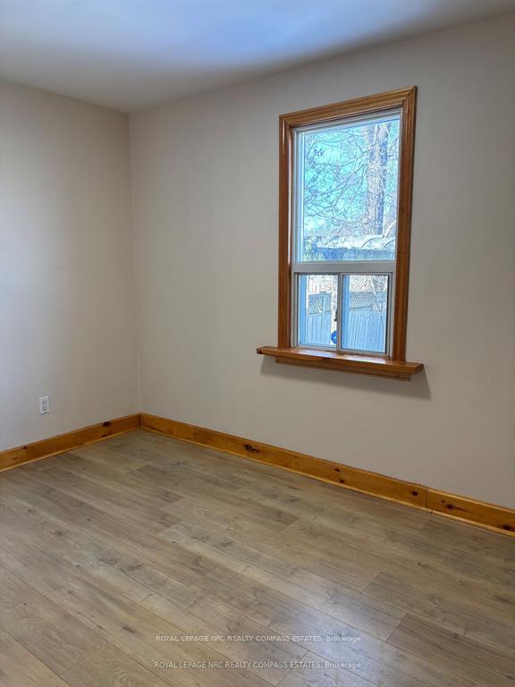 Photo 9 of 90 St Davids Road, St. Catharines, Burleigh Hill — HOMEH