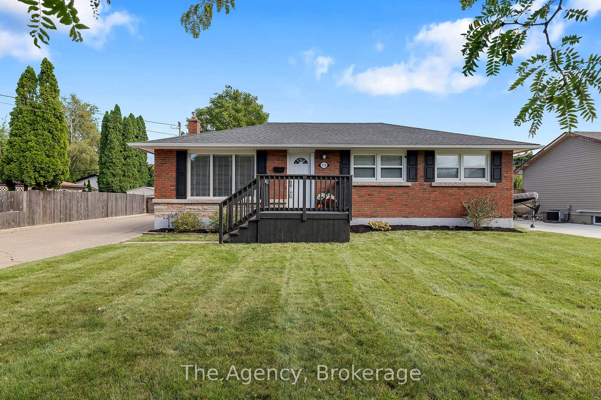 Photo 2 of 436 Bunting Road, St. Catharines, Carlton/Bunting — HOMEH