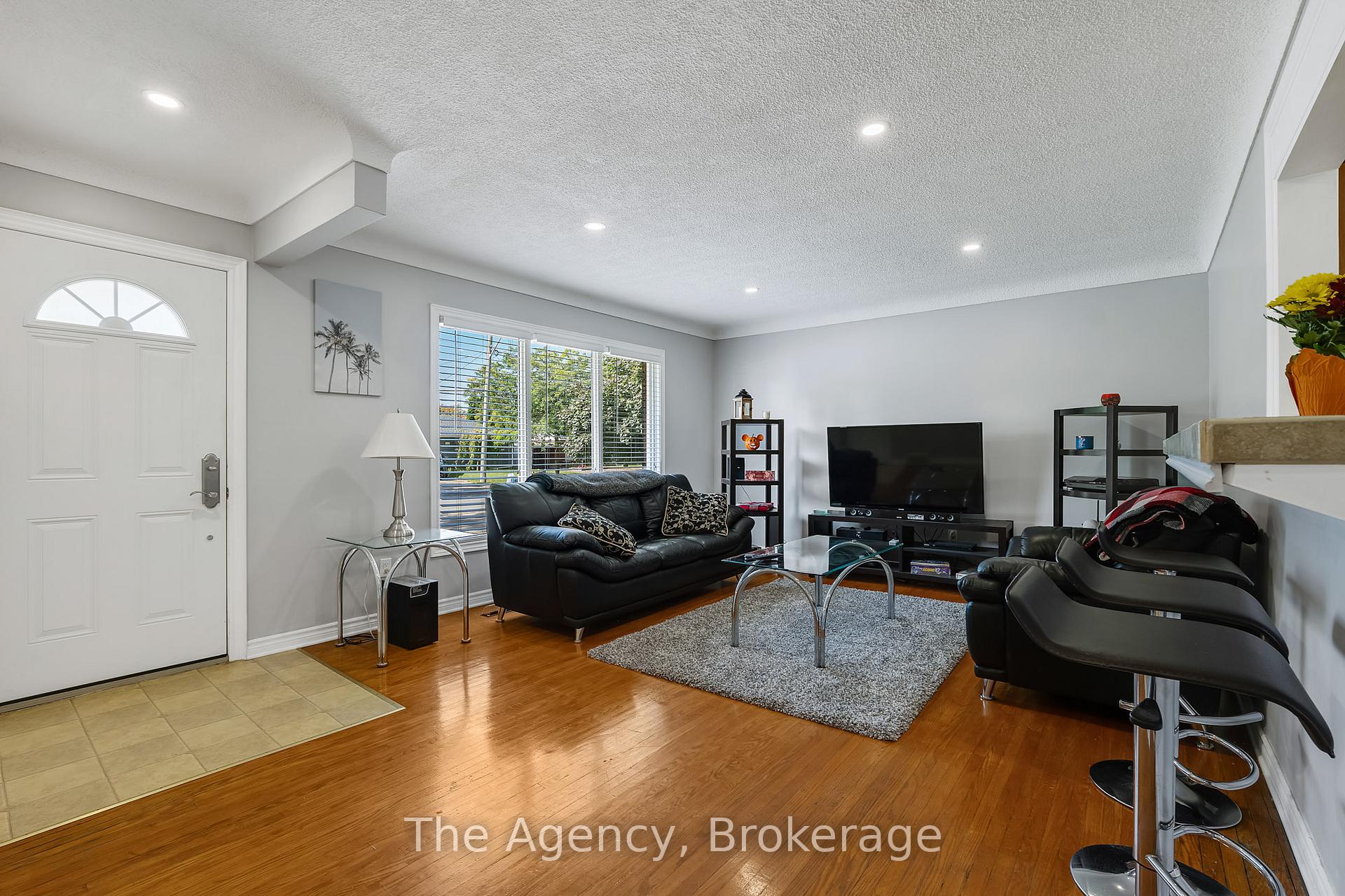 Photo 6 of 436 Bunting Road, St. Catharines, Carlton/Bunting — HOMEH