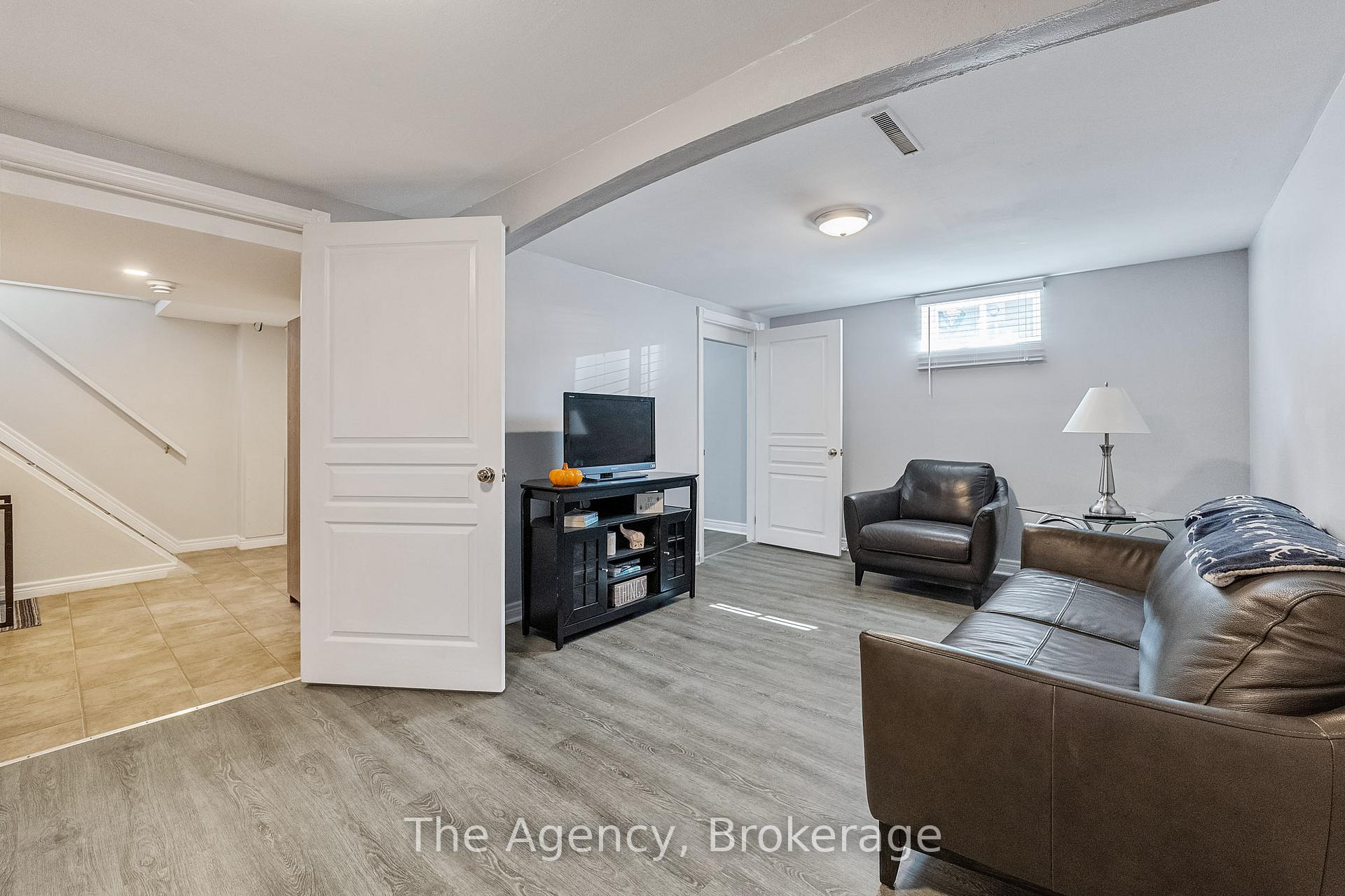 Photo 21 of 436 Bunting Road, St. Catharines, Carlton/Bunting — HOMEH