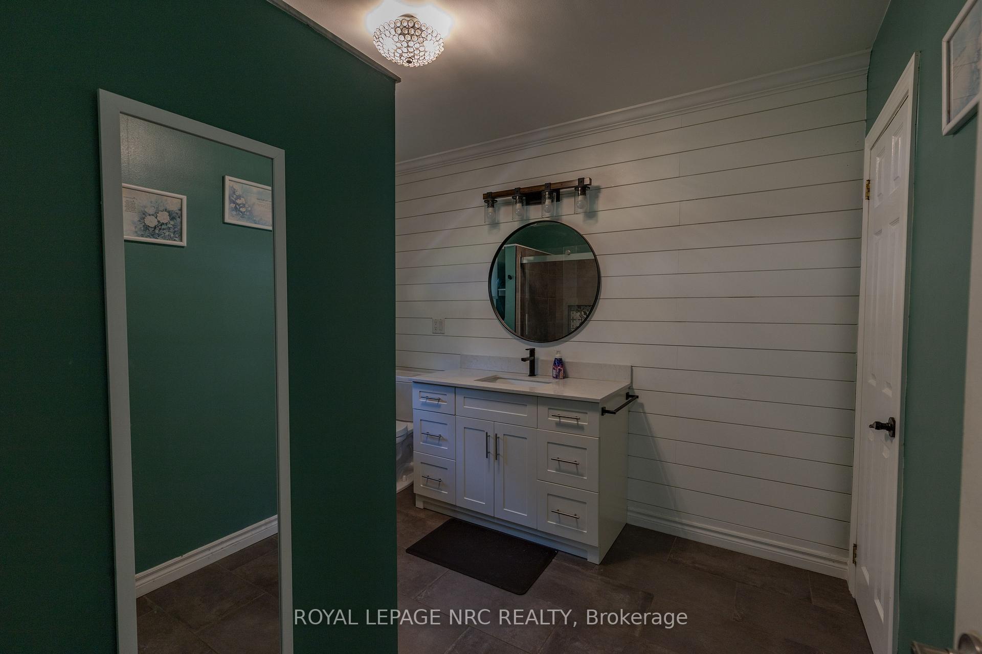 Photo 12 of 11 Brookdale Avenue, St. Catharines, Oakdale — HOMEH
