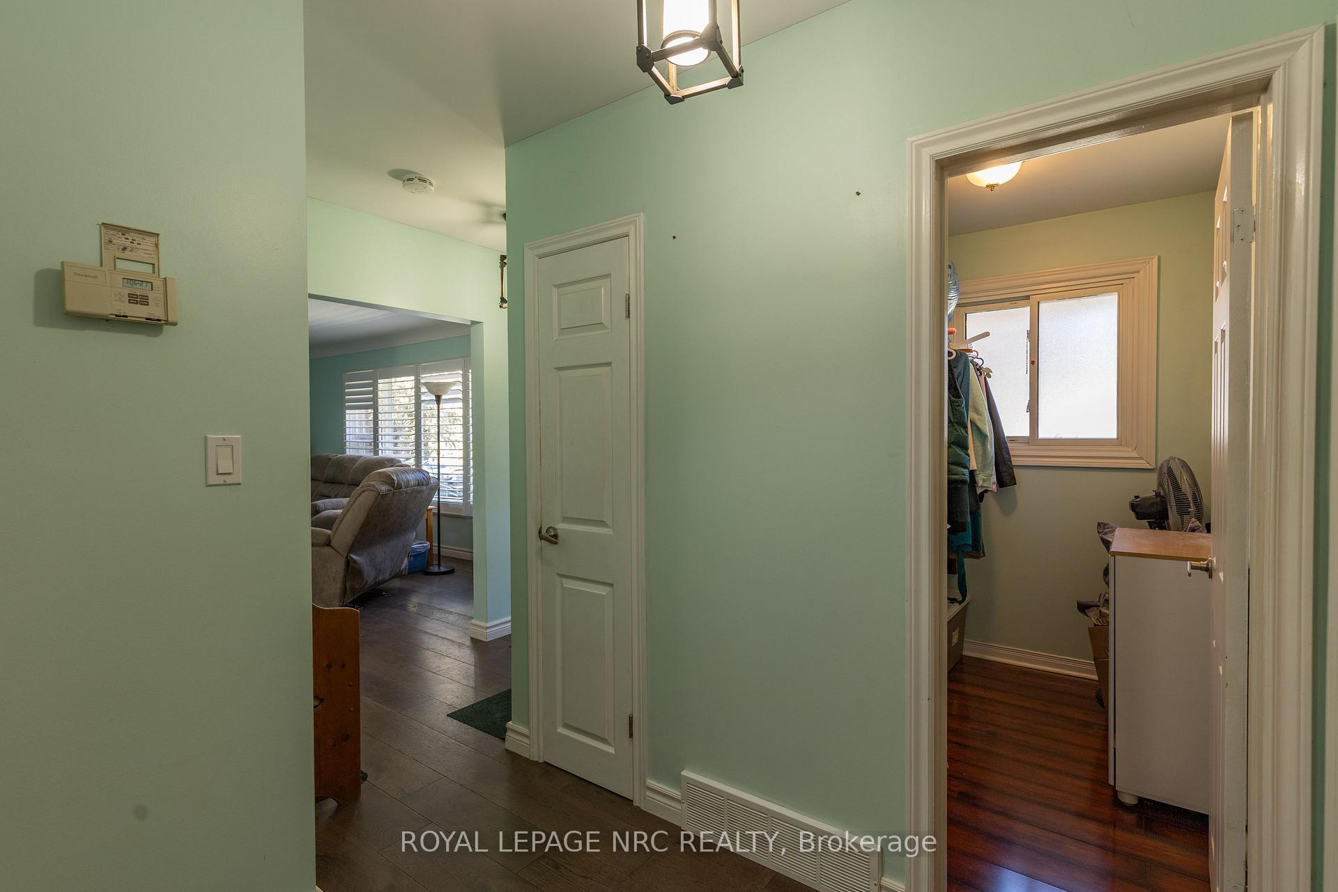Photo 14 of 11 Brookdale Avenue, St. Catharines, Oakdale — HOMEH