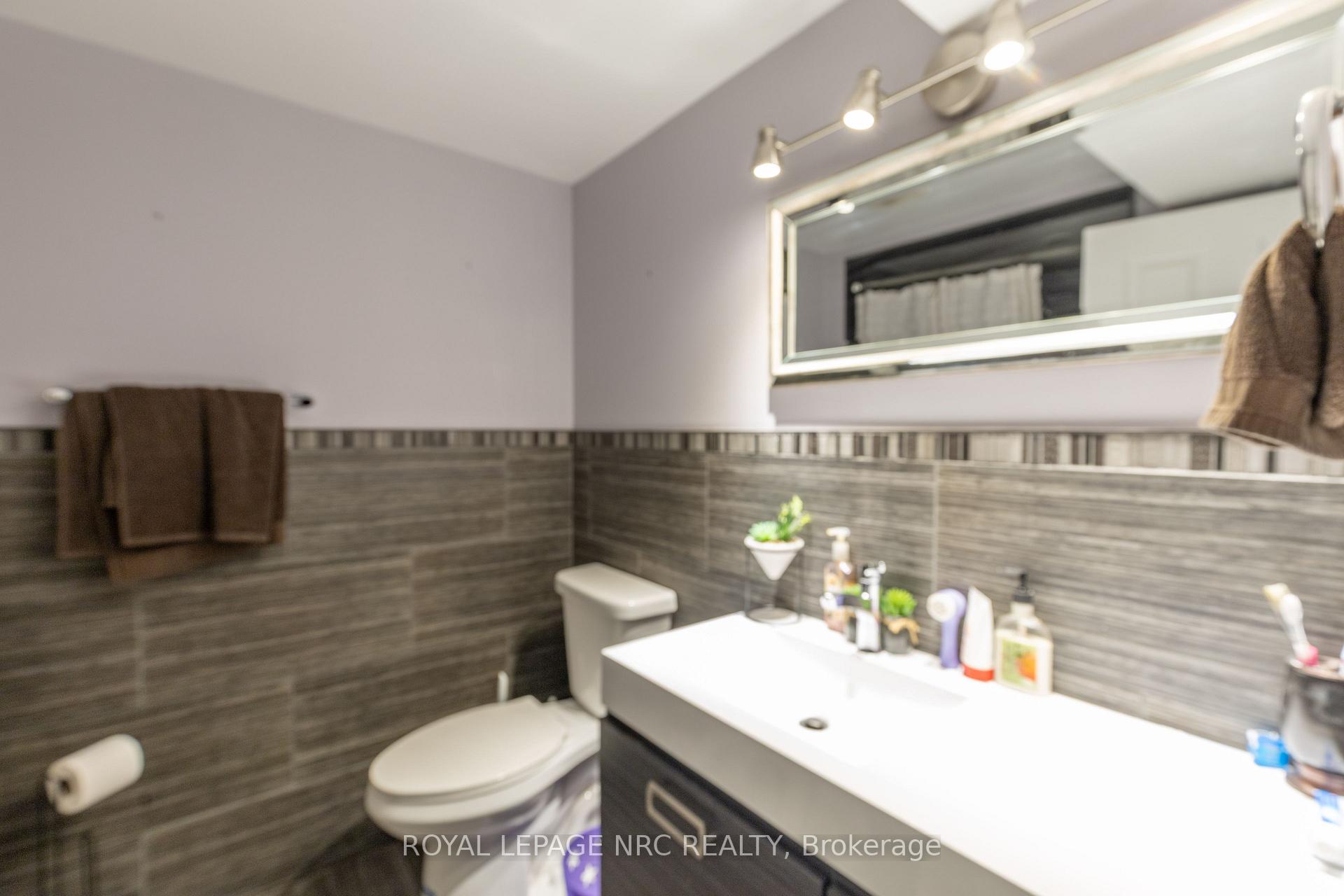 Photo 23 of 11 Brookdale Avenue, St. Catharines, Oakdale — HOMEH