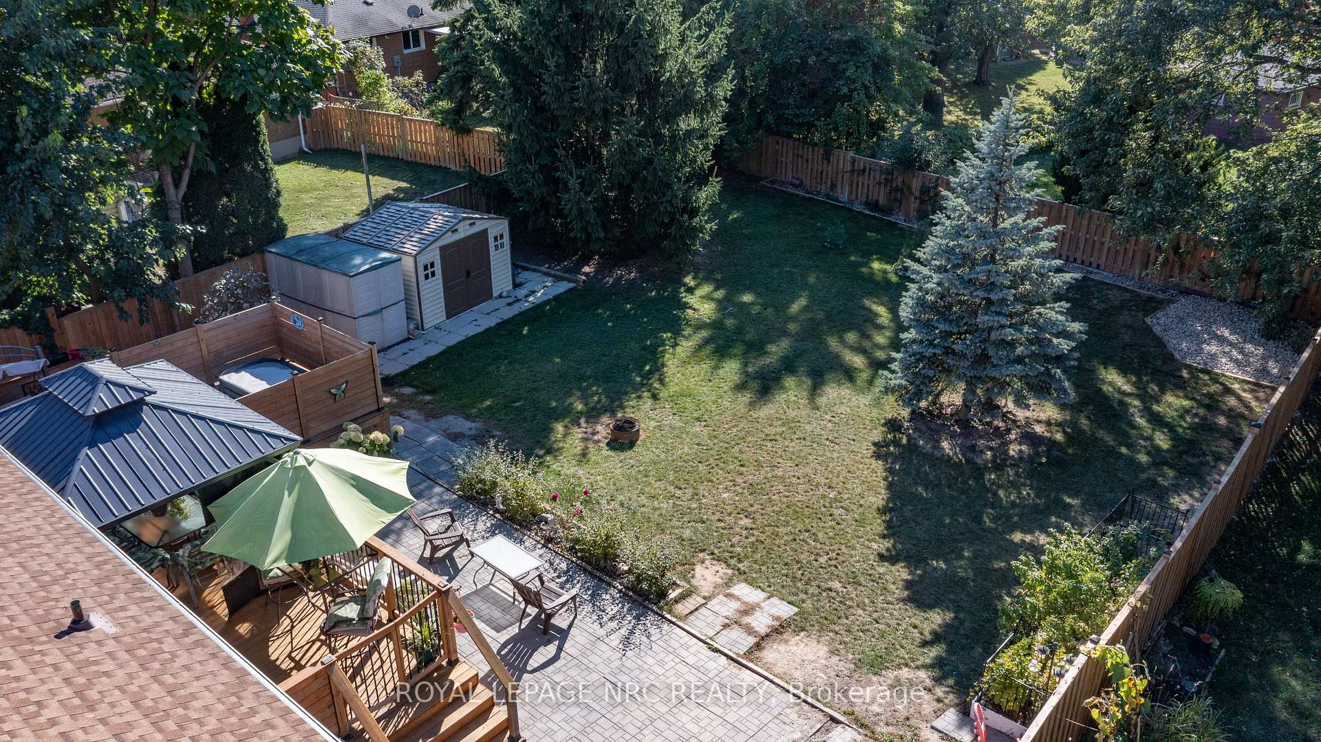Photo 34 of 11 Brookdale Avenue, St. Catharines, Oakdale — HOMEH
