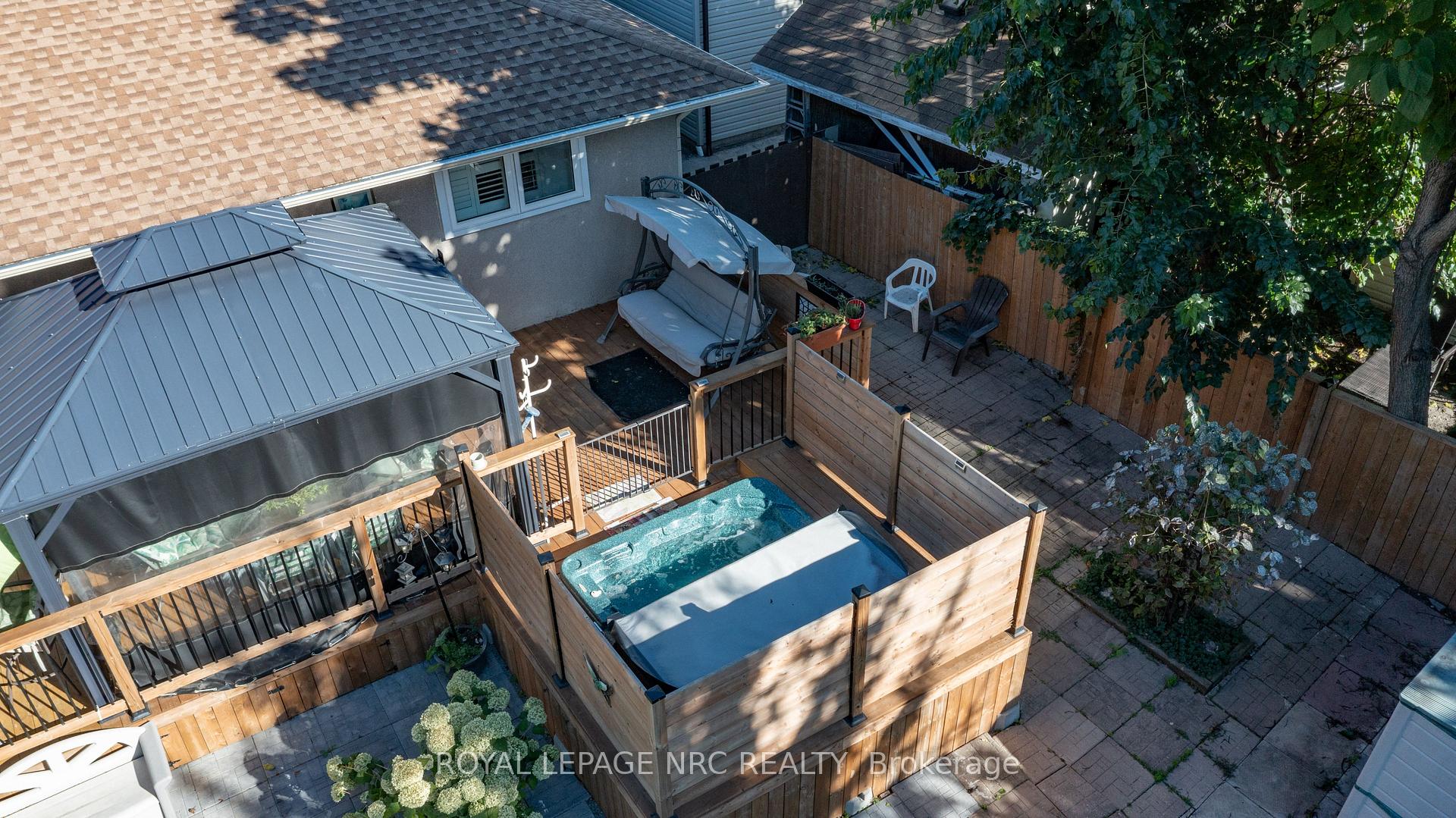 Photo 37 of 11 Brookdale Avenue, St. Catharines, Oakdale — HOMEH