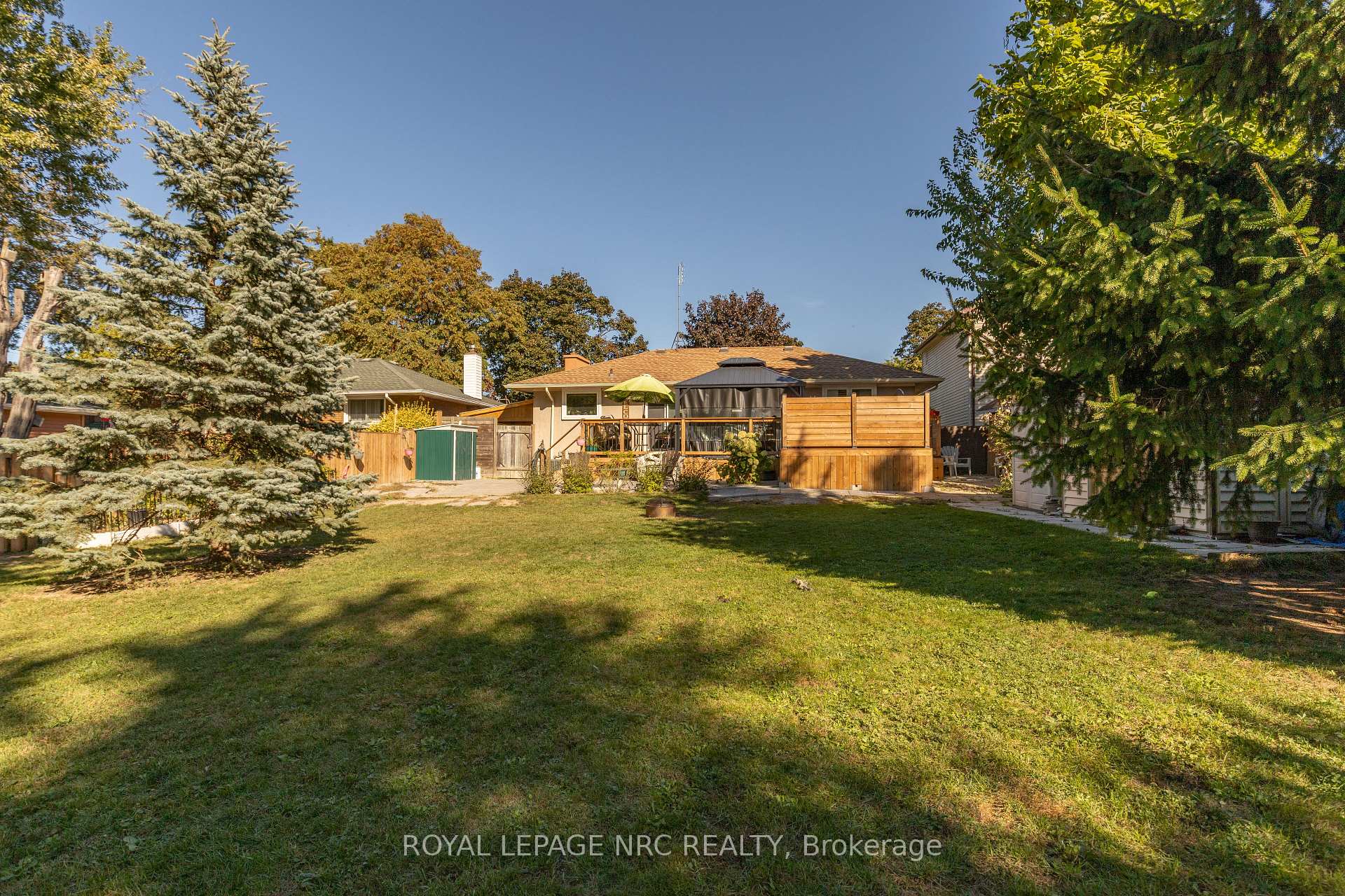 Photo 38 of 11 Brookdale Avenue, St. Catharines, Oakdale — HOMEH