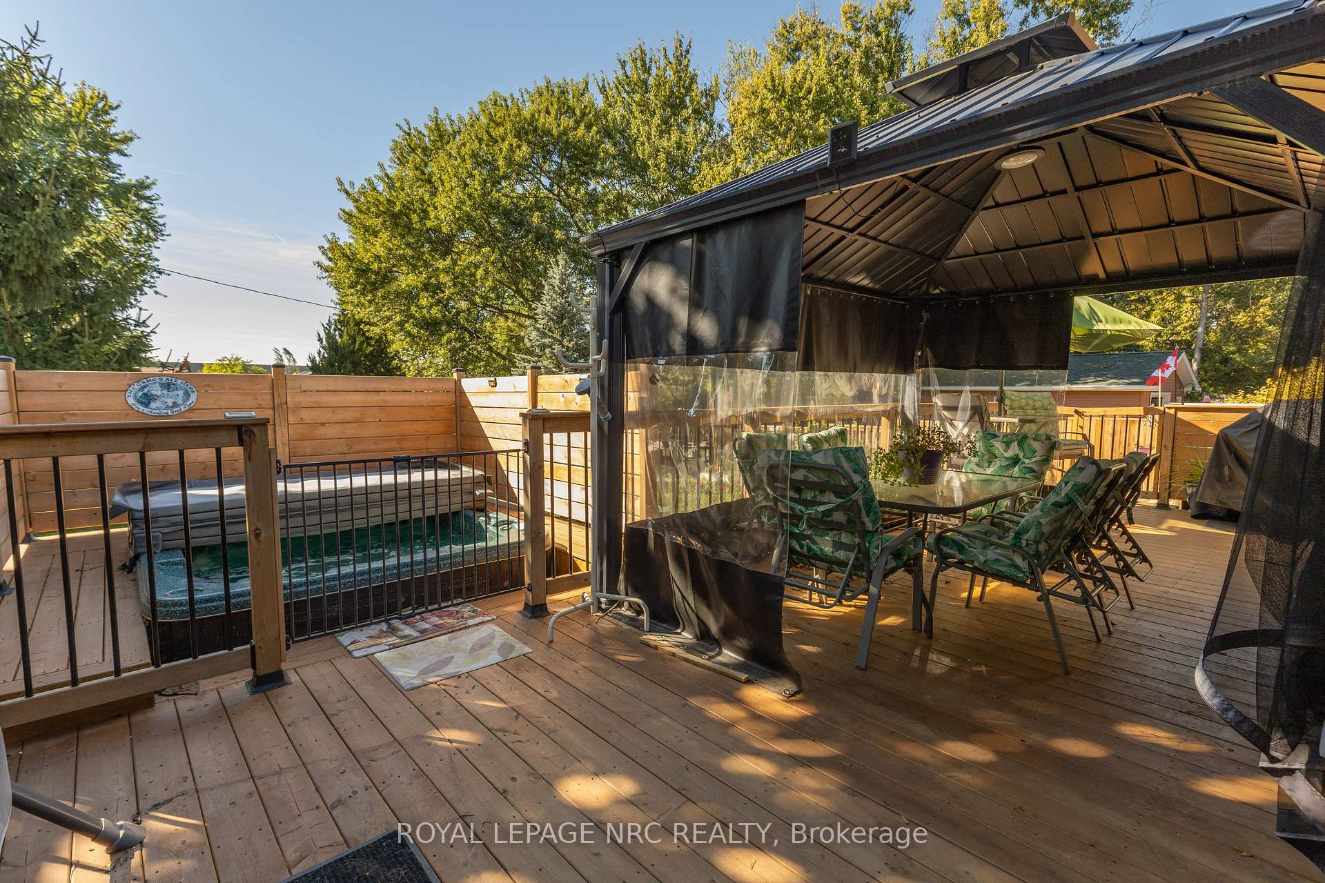 Photo 44 of 11 Brookdale Avenue, St. Catharines, Oakdale — HOMEH