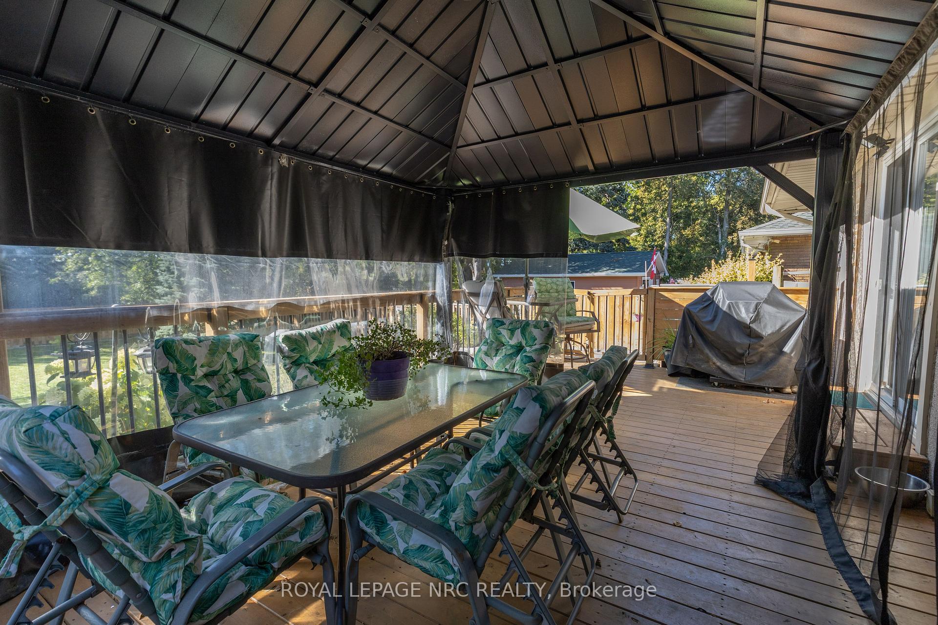 Photo 45 of 11 Brookdale Avenue, St. Catharines, Oakdale — HOMEH