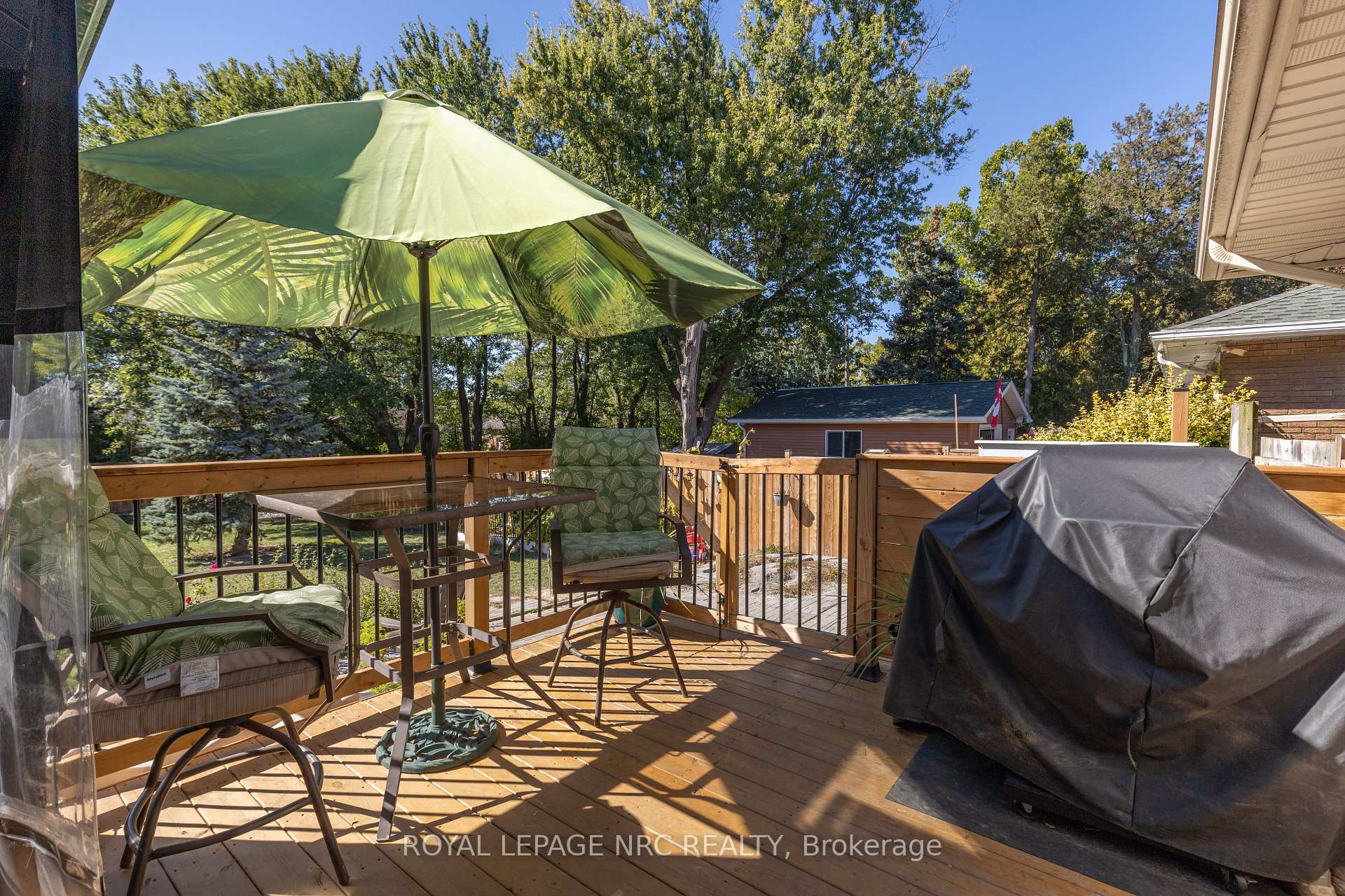Photo 46 of 11 Brookdale Avenue, St. Catharines, Oakdale — HOMEH