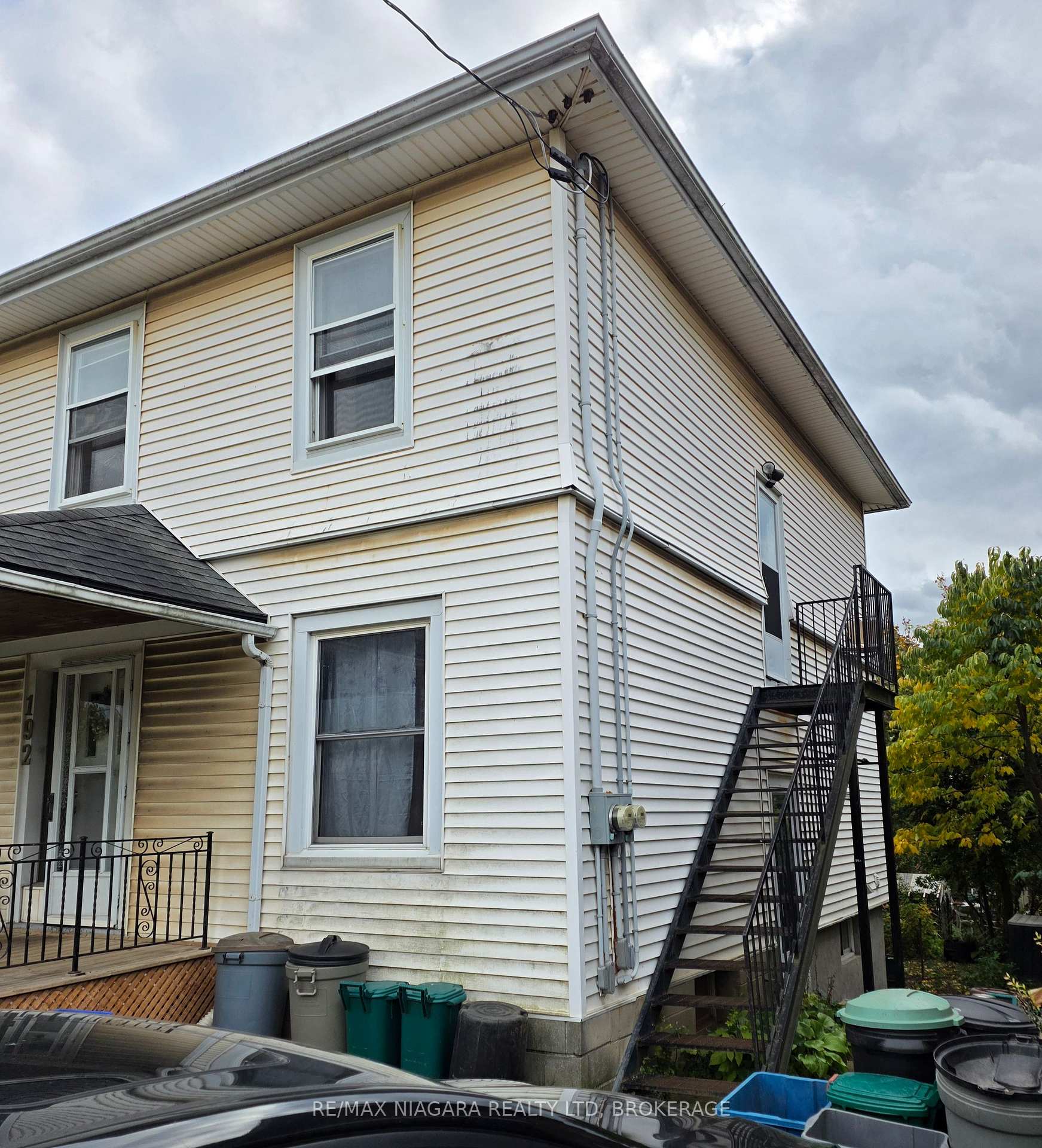 Photo 3 of 192 Queenston Street, St. Catharines, E. Chester — HOMEH