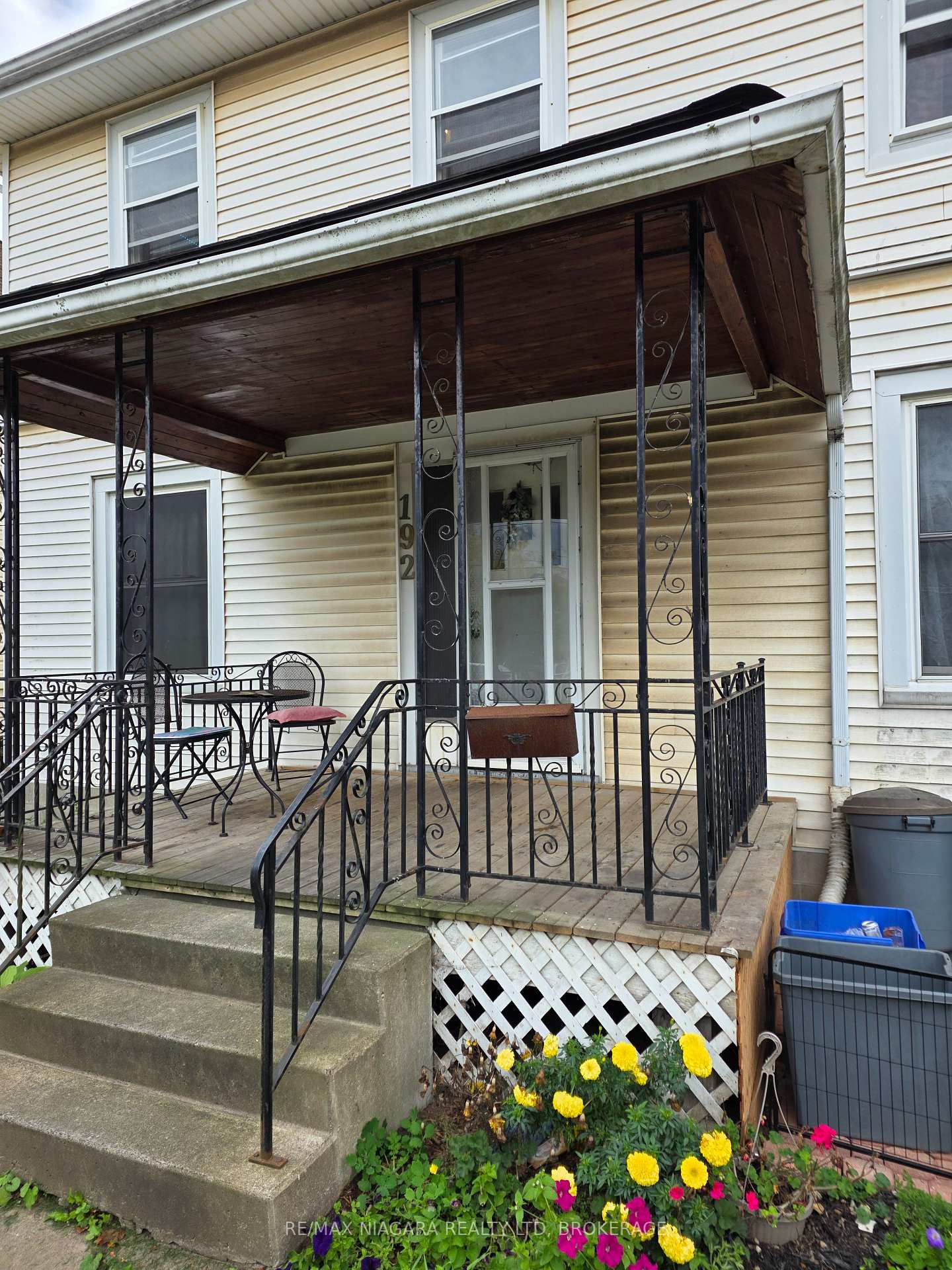 Photo 5 of 192 Queenston Street, St. Catharines, E. Chester — HOMEH