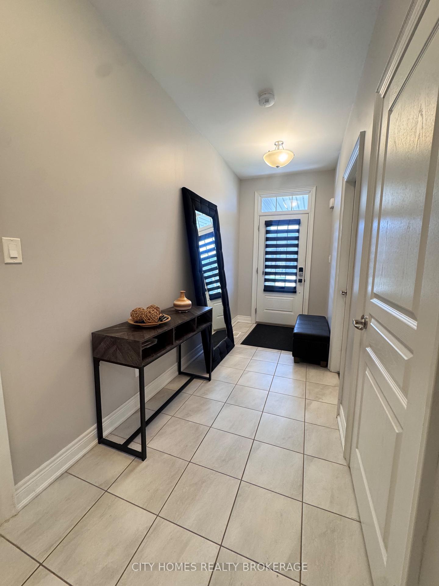 Photo 2 of 28 Ellis Avenue, St. Catharines, Oakdale — HOMEH