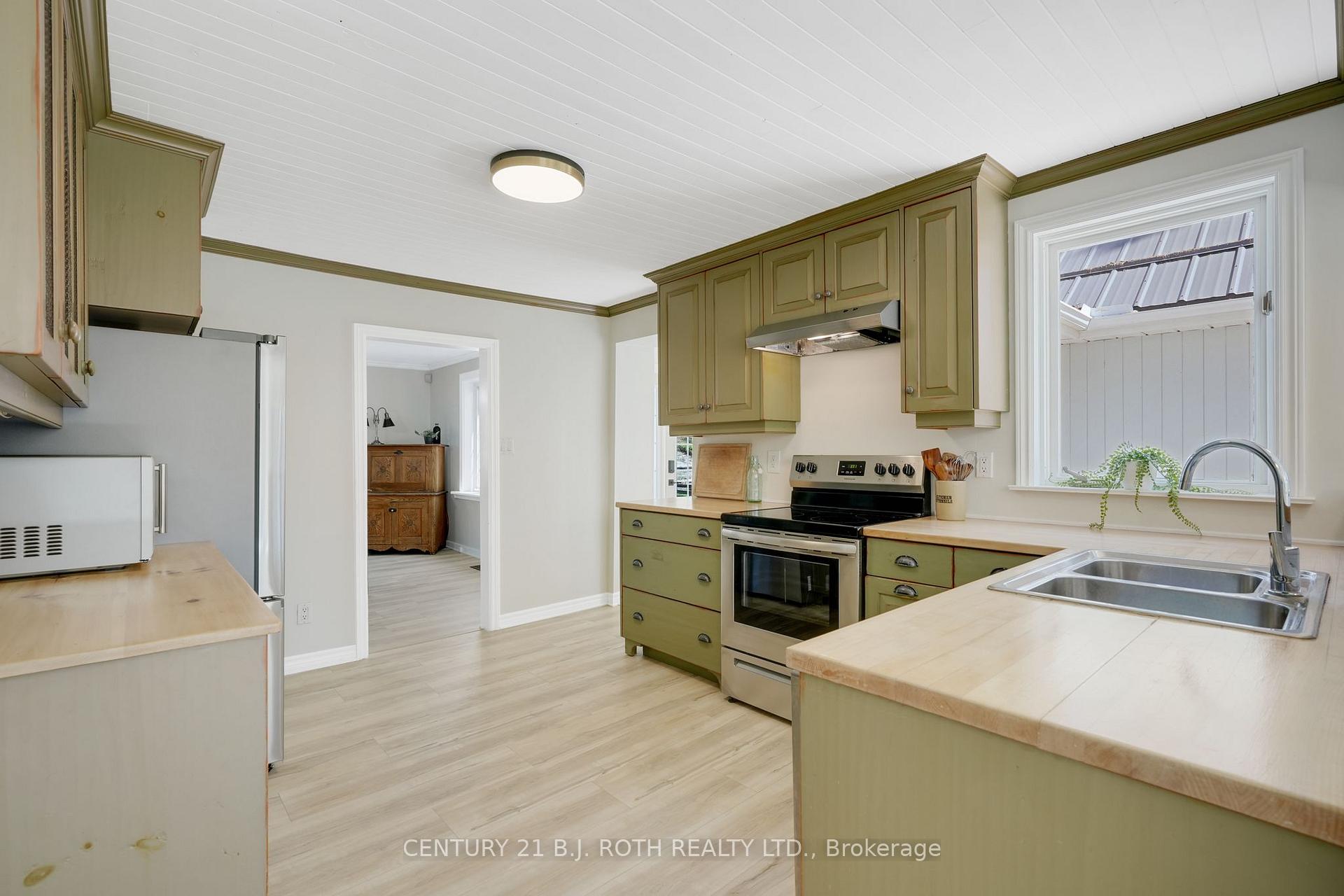Photo 16 of 88 Finlay Mill Road, Springwater, Midhurst — HOMEH