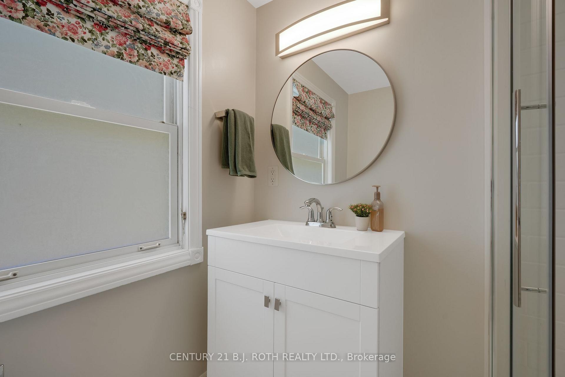 Photo 29 of 88 Finlay Mill Road, Springwater, Midhurst — HOMEH