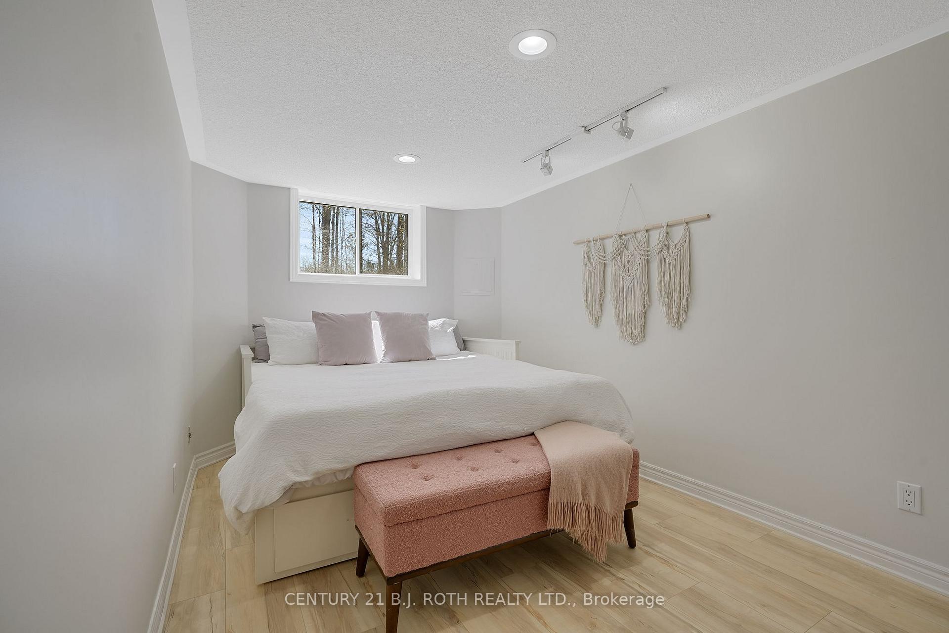 Photo 32 of 88 Finlay Mill Road, Springwater, Midhurst — HOMEH