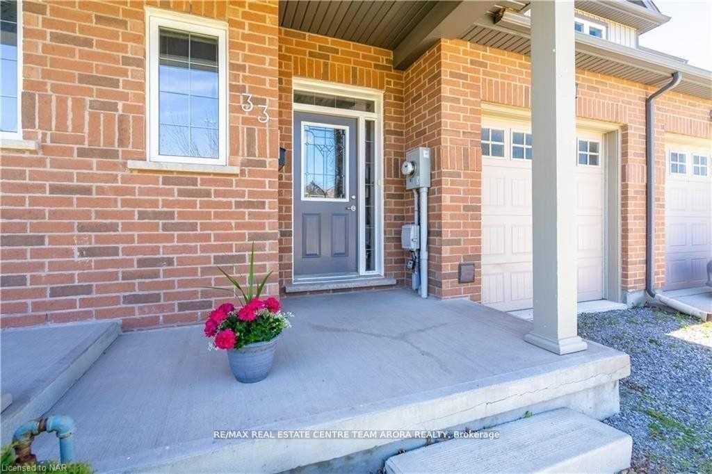Photo 3 of 33 Glory Hill Road, St. Catharines, Oakdale — HOMEH