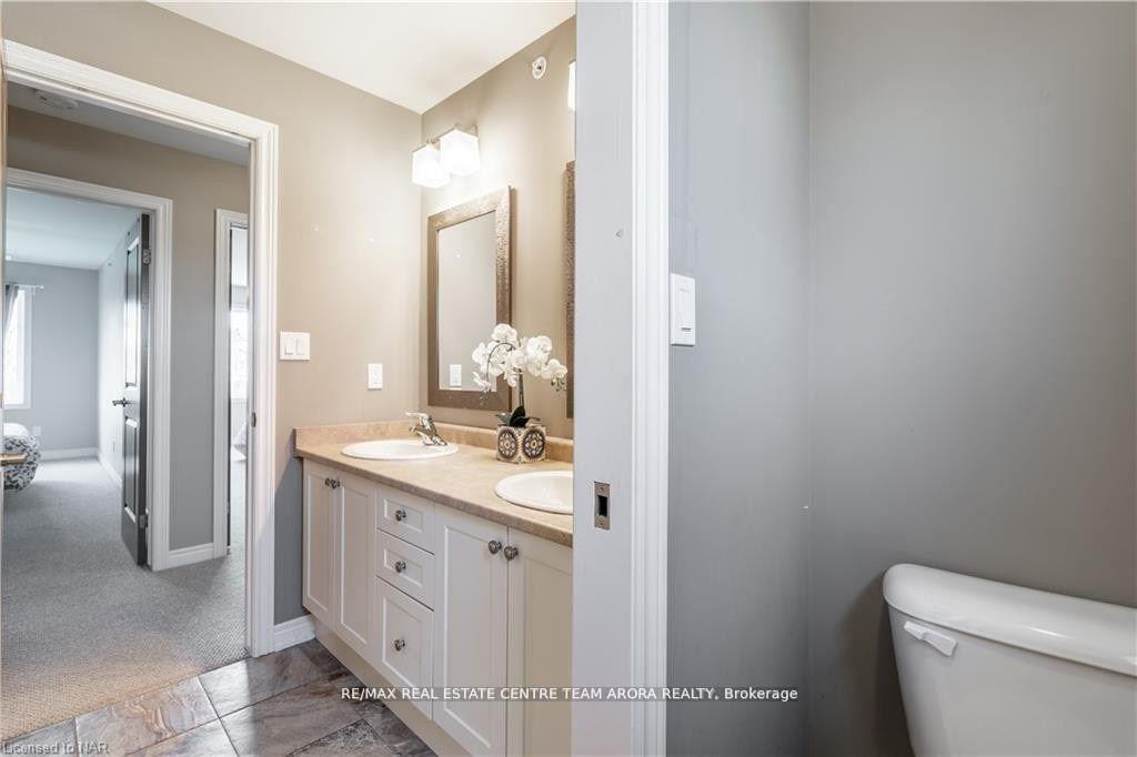 Photo 17 of 33 Glory Hill Road, St. Catharines, Oakdale — HOMEH