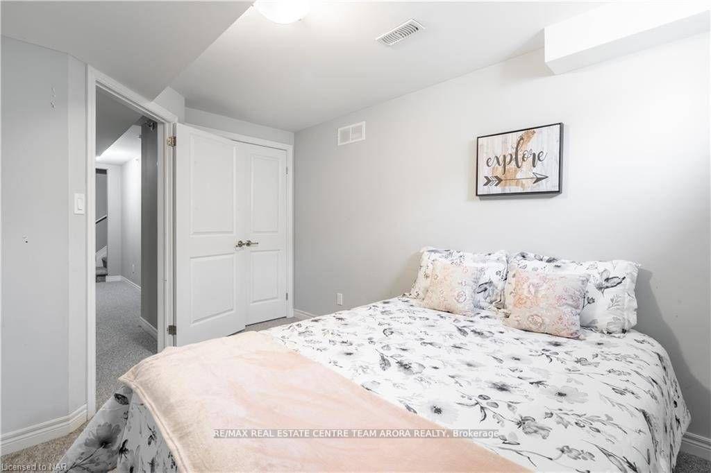 Photo 20 of 33 Glory Hill Road, St. Catharines, Oakdale — HOMEH