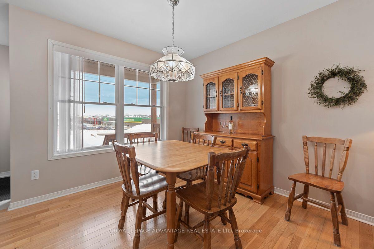 Photo 8 of 55 Van Horne Avenue, Smiths Falls — HOMEH