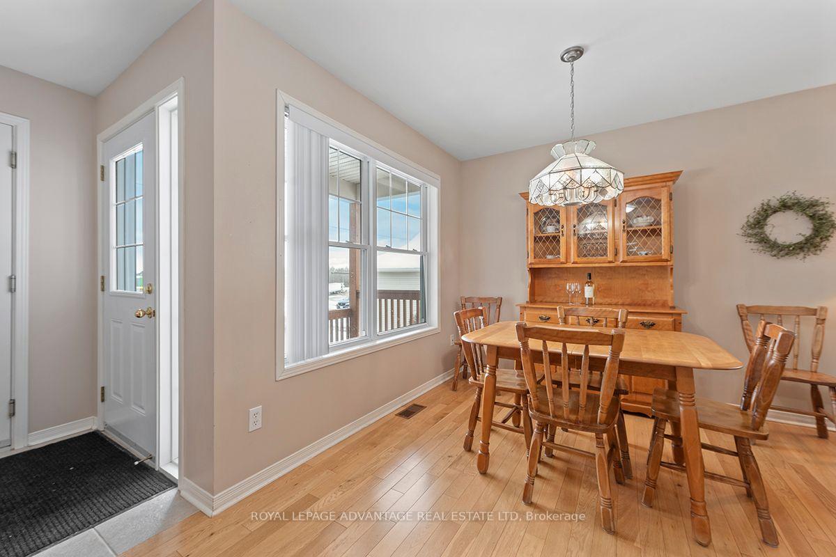 Photo 10 of 55 Van Horne Avenue, Smiths Falls — HOMEH