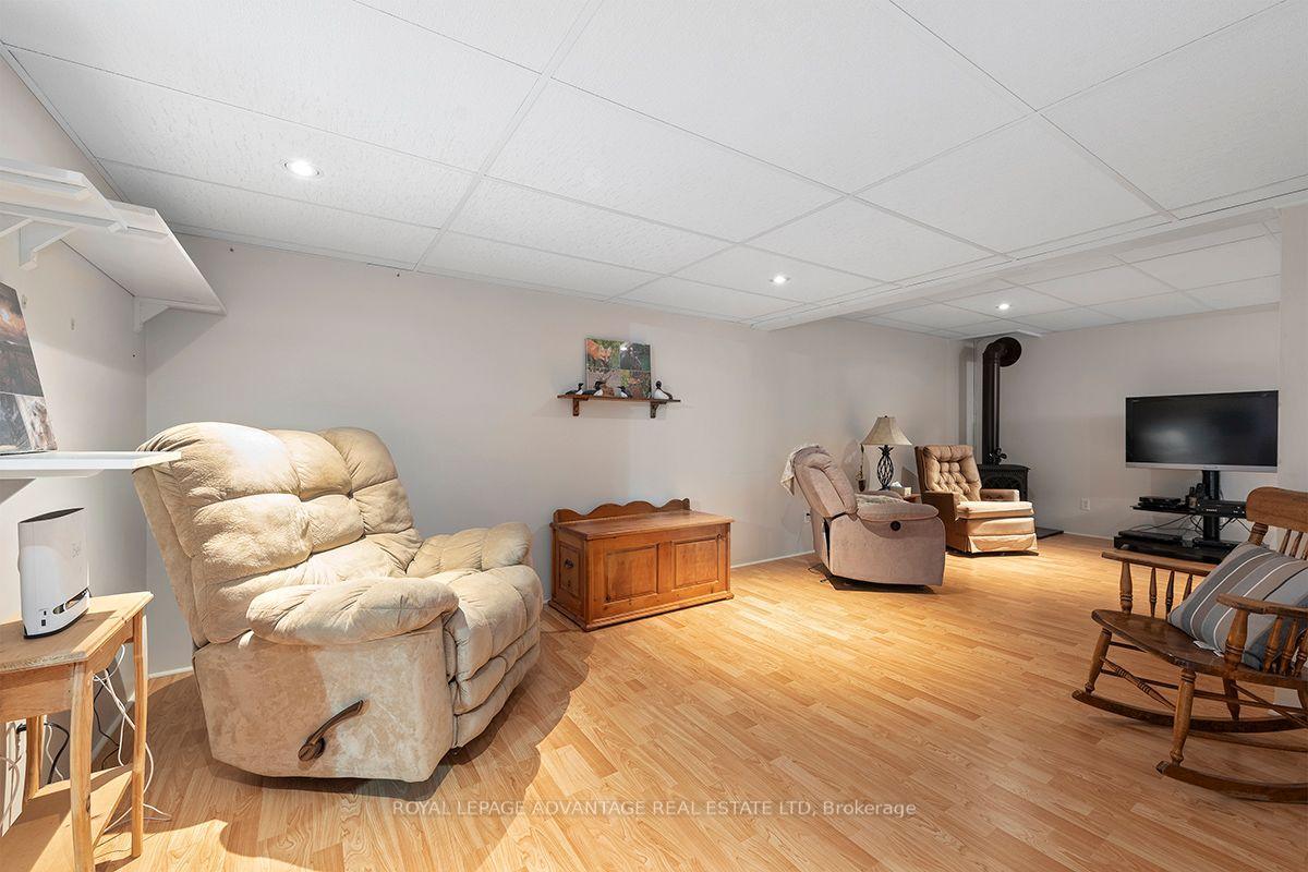 Photo 23 of 55 Van Horne Avenue, Smiths Falls — HOMEH