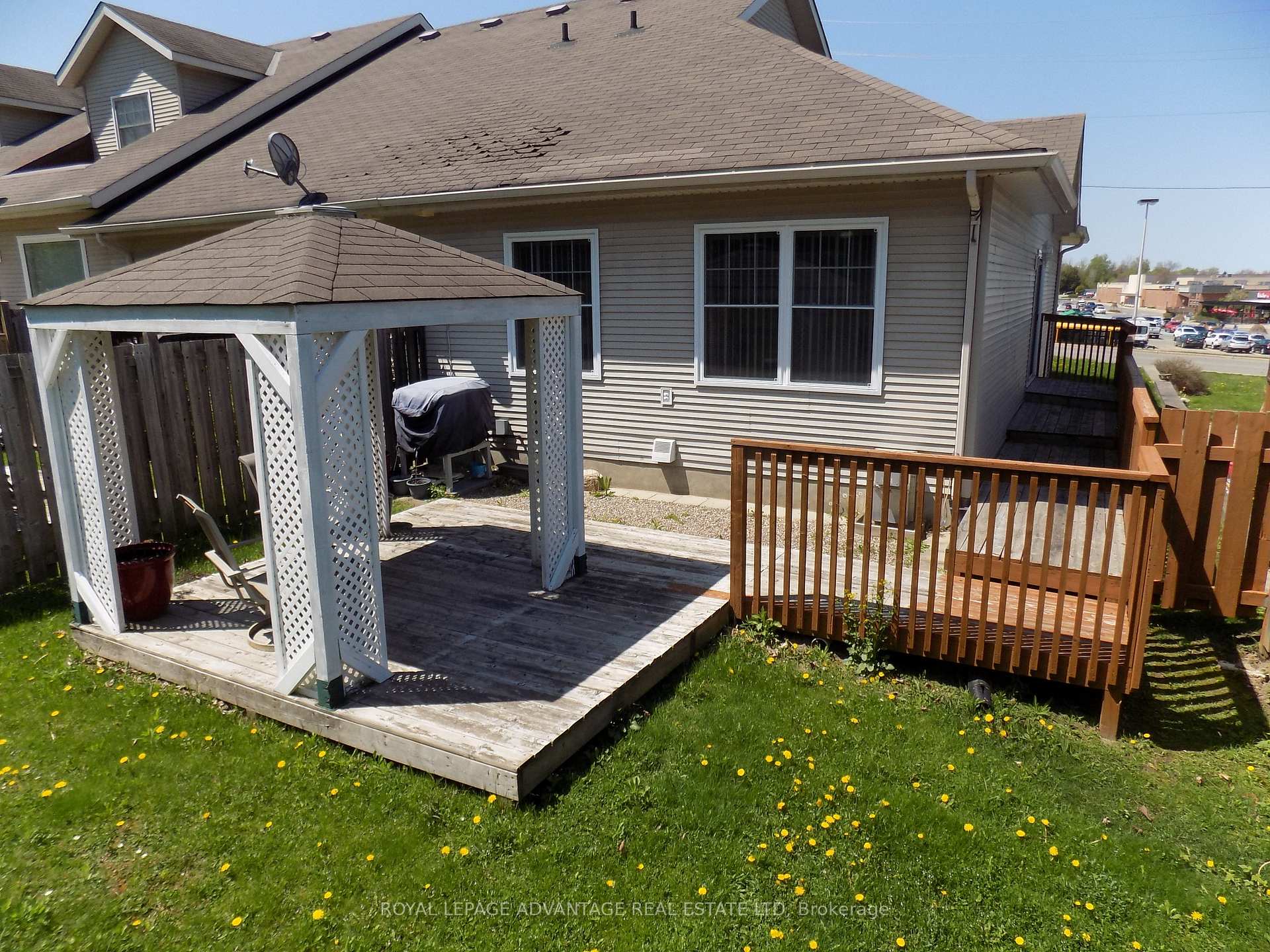 Photo 27 of 55 Van Horne Avenue, Smiths Falls — HOMEH