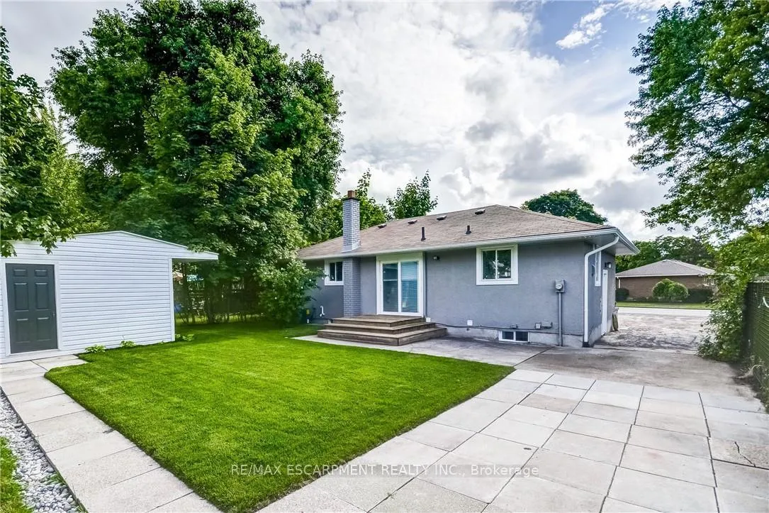 Photo 35 of 8 Glengarry Road, St. Catharines, Oakdale — HOMEH