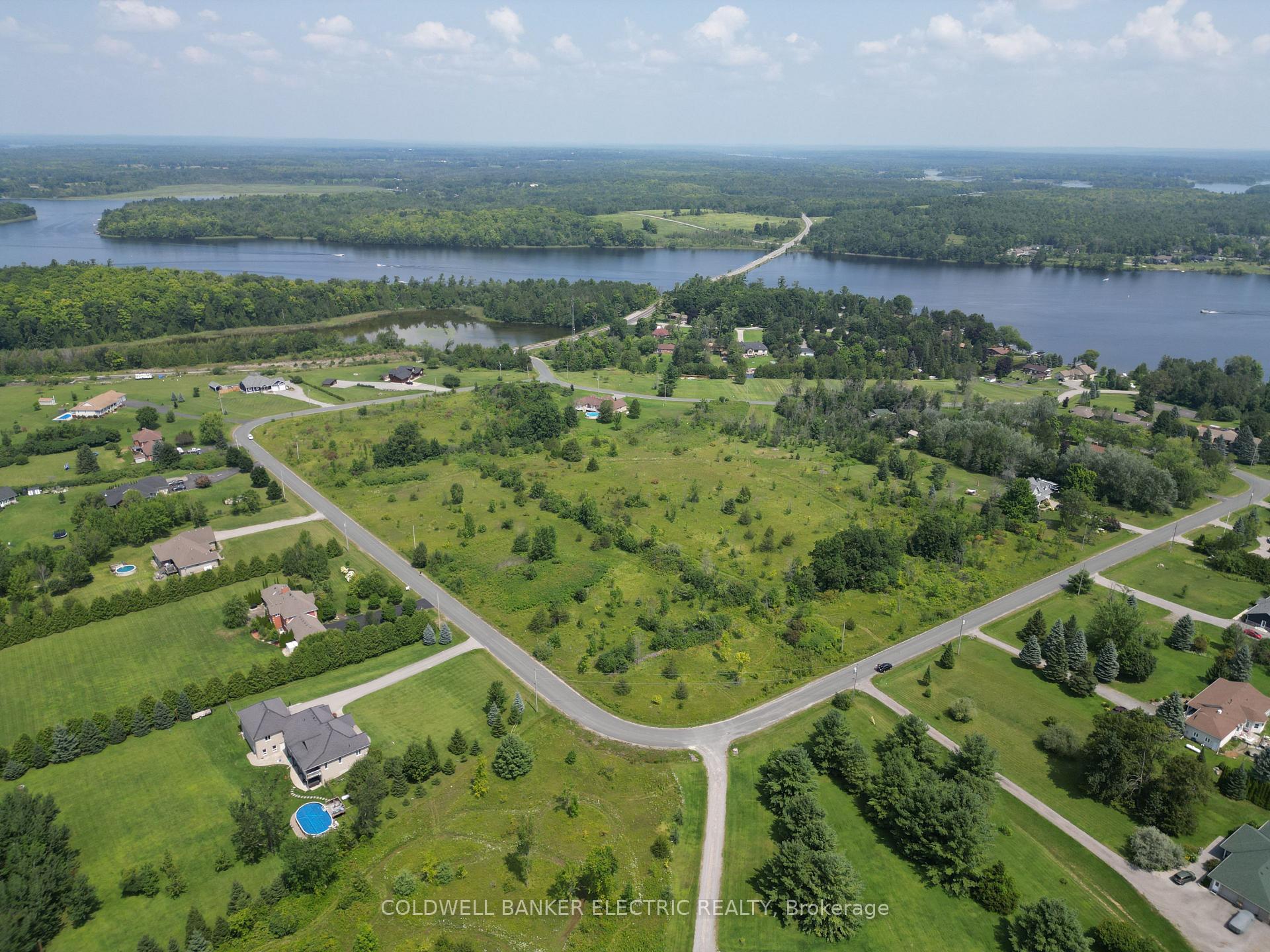 Photo 22 of 1744 Myers Crescent, Selwyn — HOMEH
