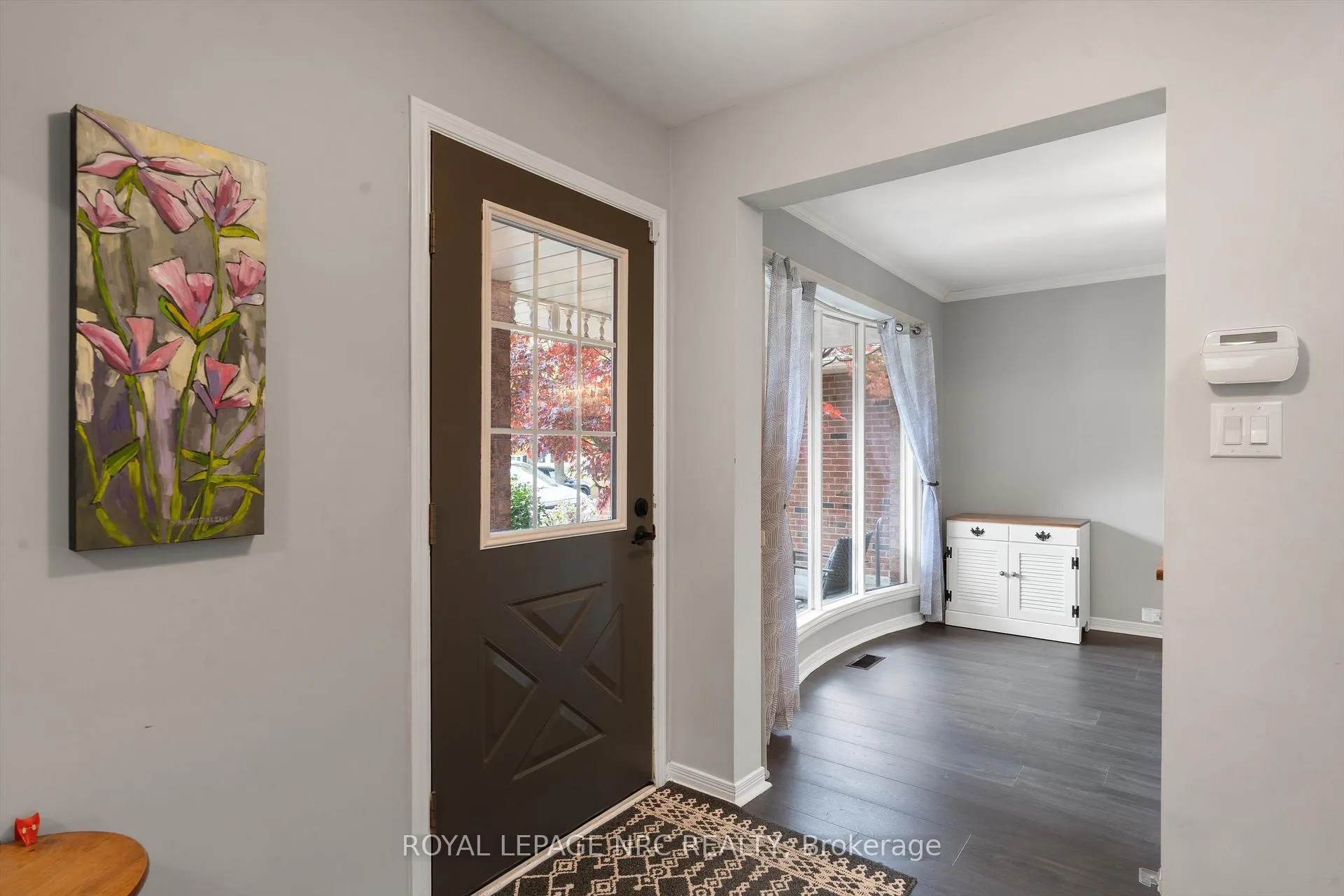 Photo 8 of 26 Elderwood Drive, St. Catharines, Grapeview — HOMEH