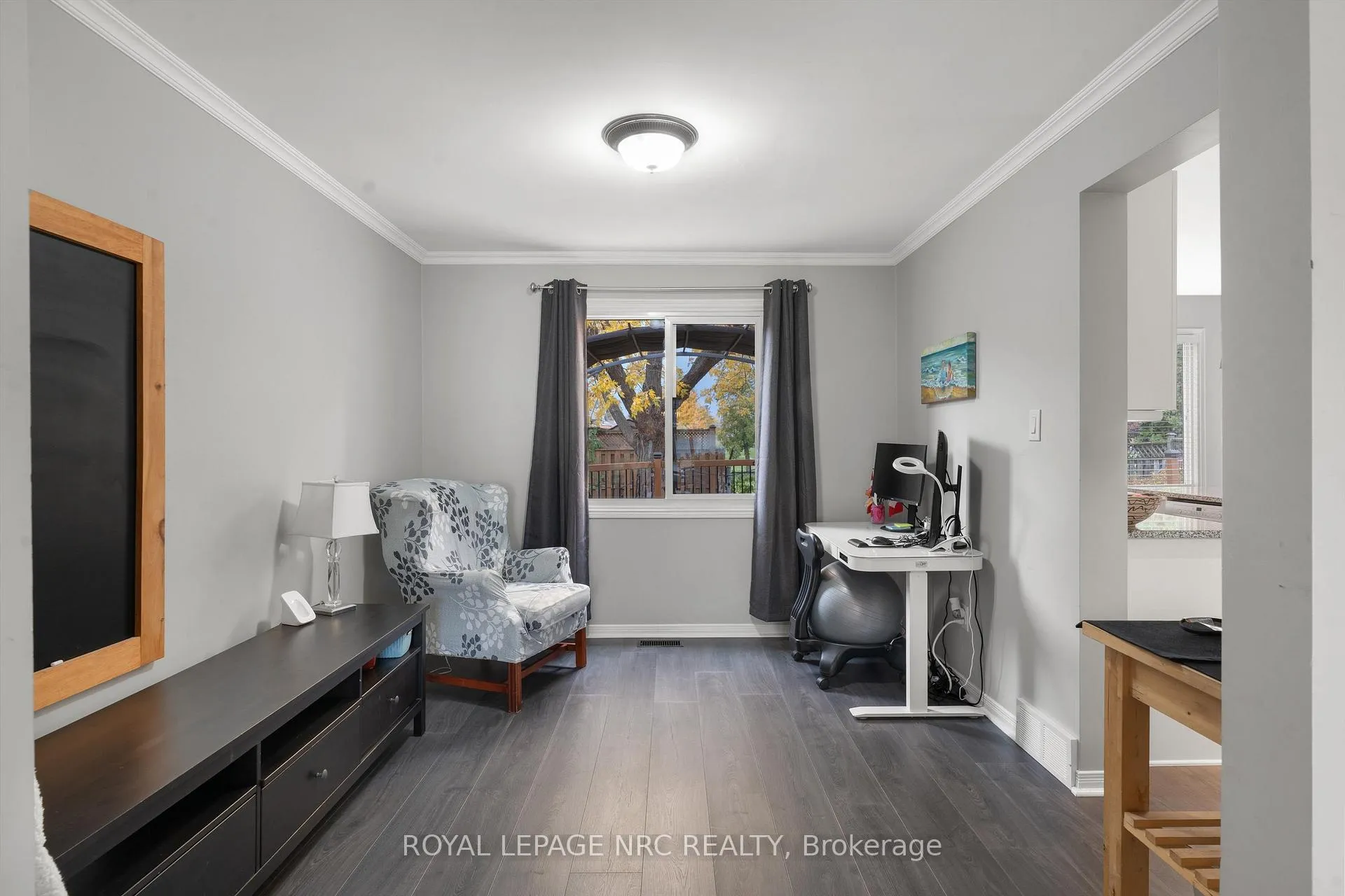 Photo 12 of 26 Elderwood Drive, St. Catharines, Grapeview — HOMEH