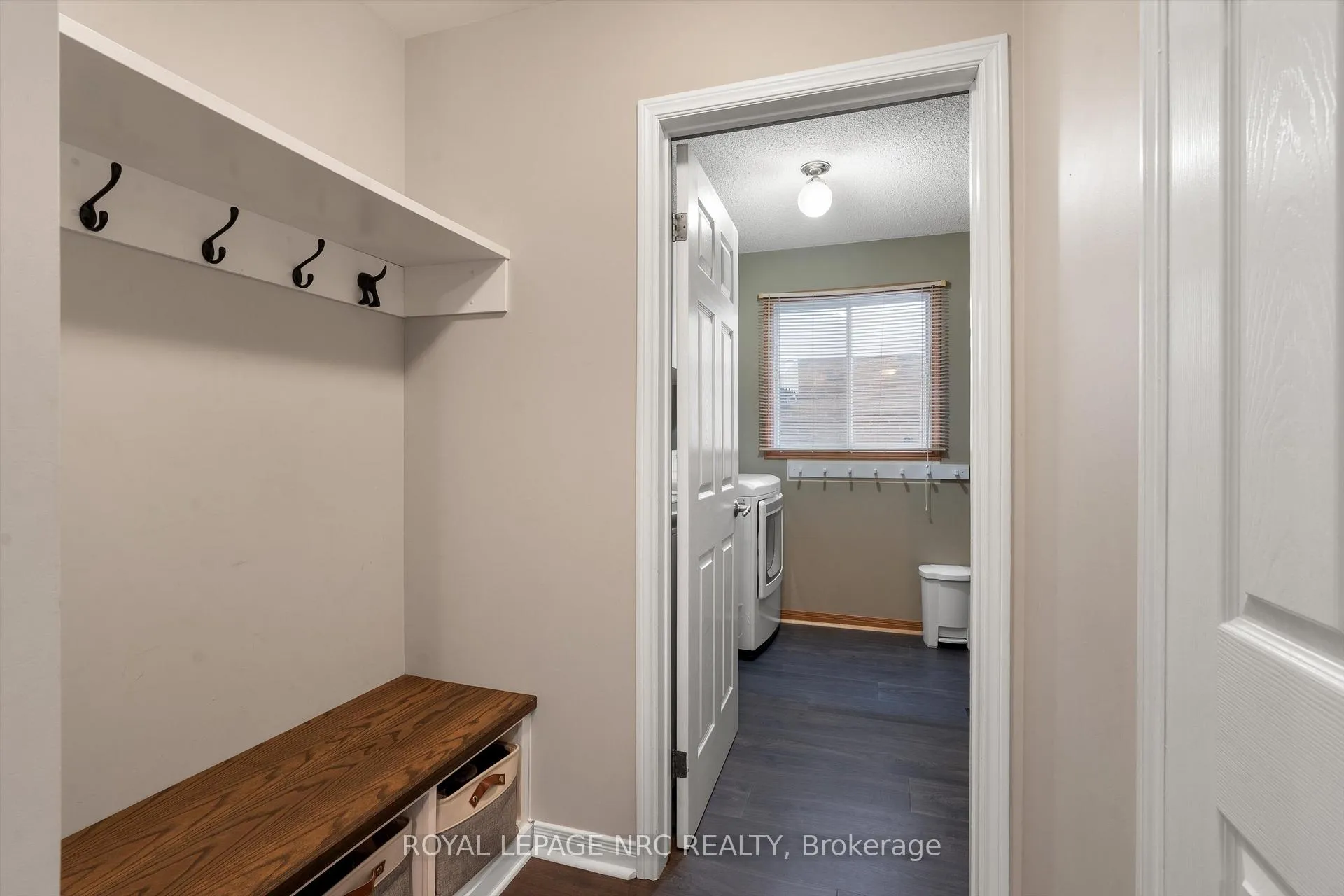 Photo 15 of 26 Elderwood Drive, St. Catharines, Grapeview — HOMEH