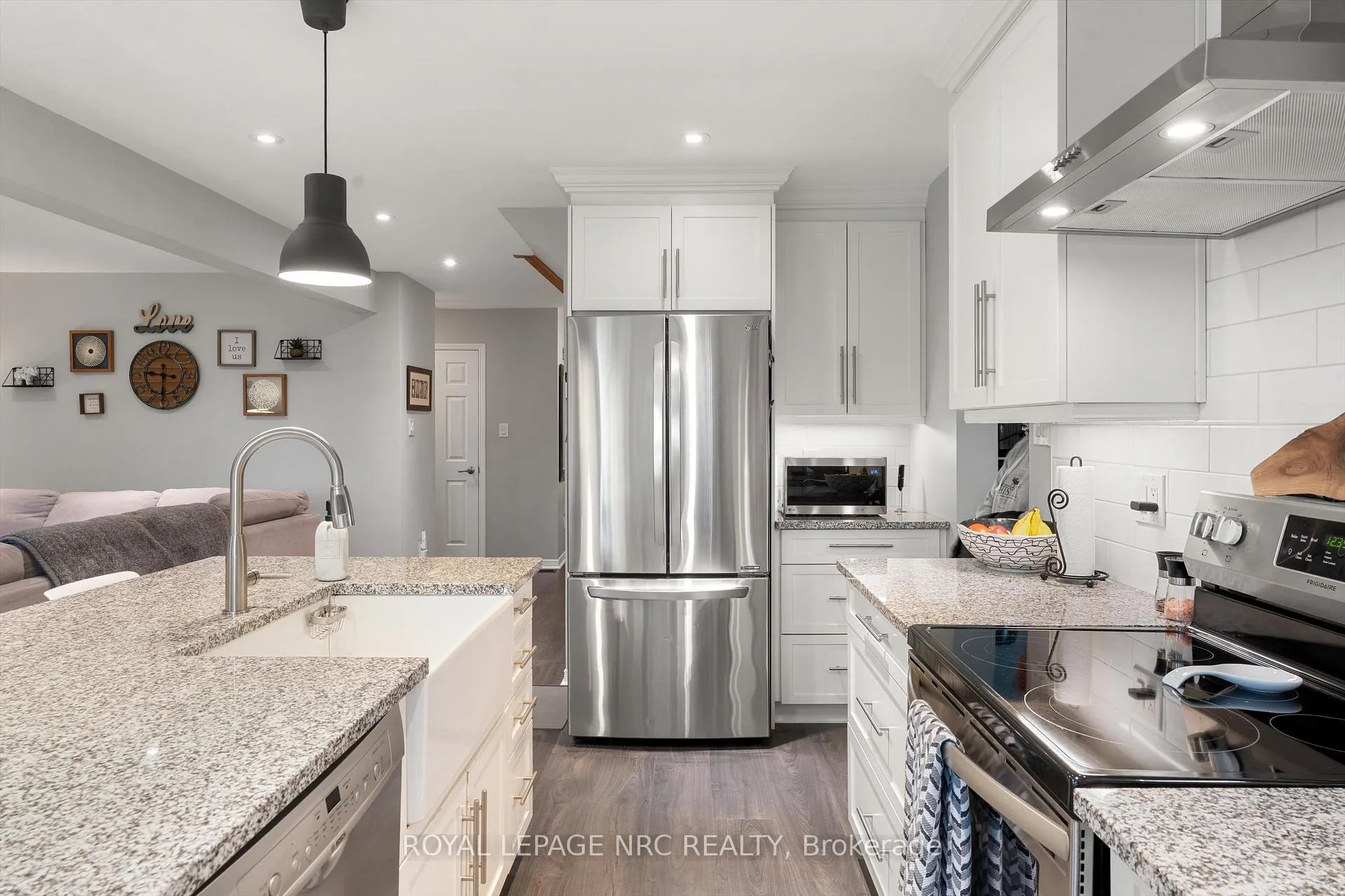 Photo 18 of 26 Elderwood Drive, St. Catharines, Grapeview — HOMEH