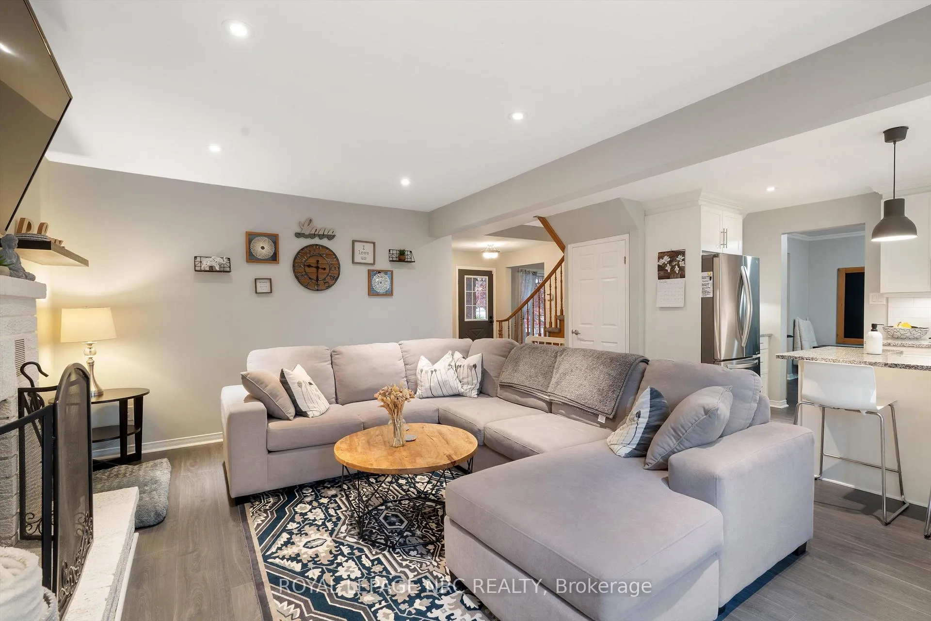 Photo 23 of 26 Elderwood Drive, St. Catharines, Grapeview — HOMEH