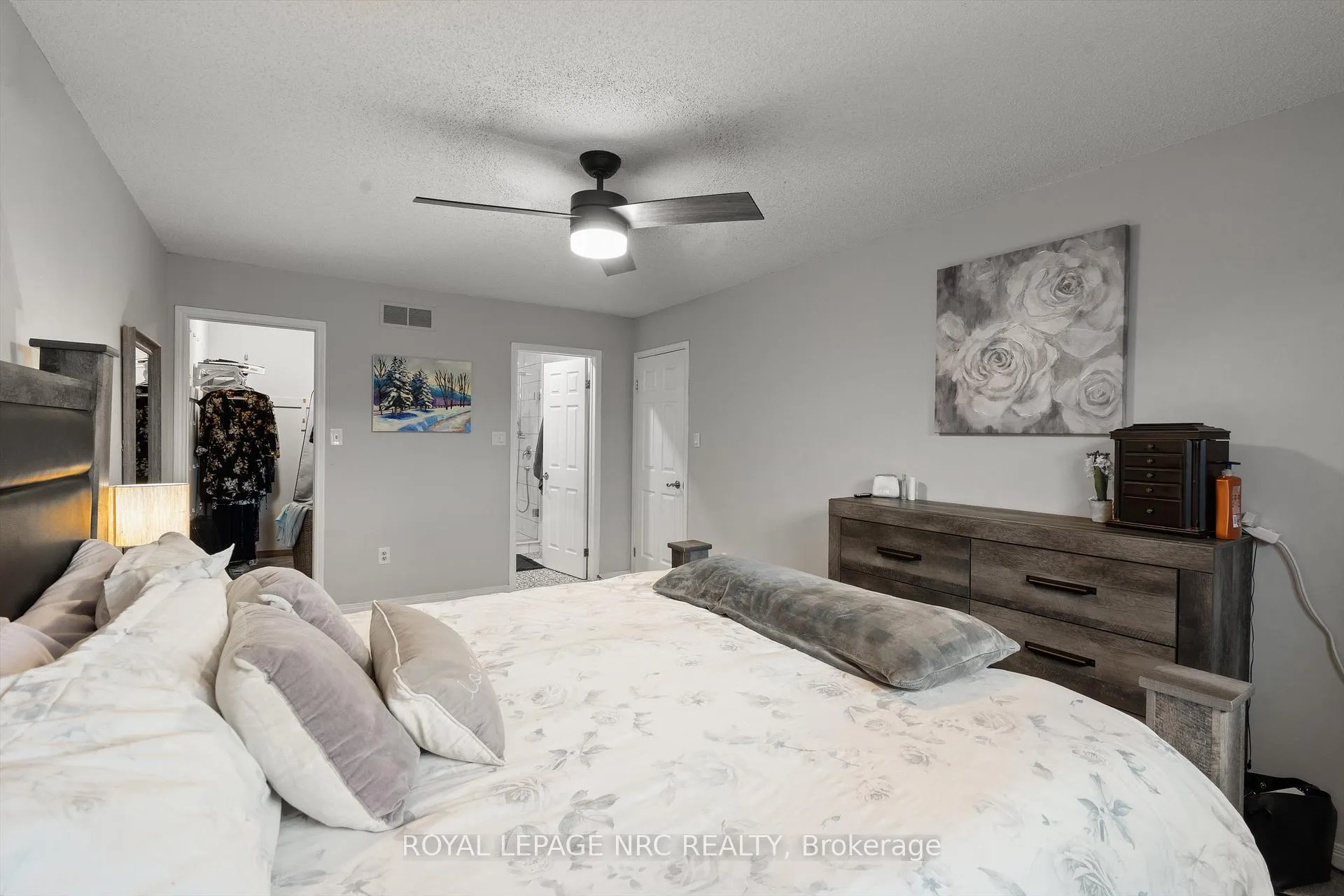 Photo 32 of 26 Elderwood Drive, St. Catharines, Grapeview — HOMEH