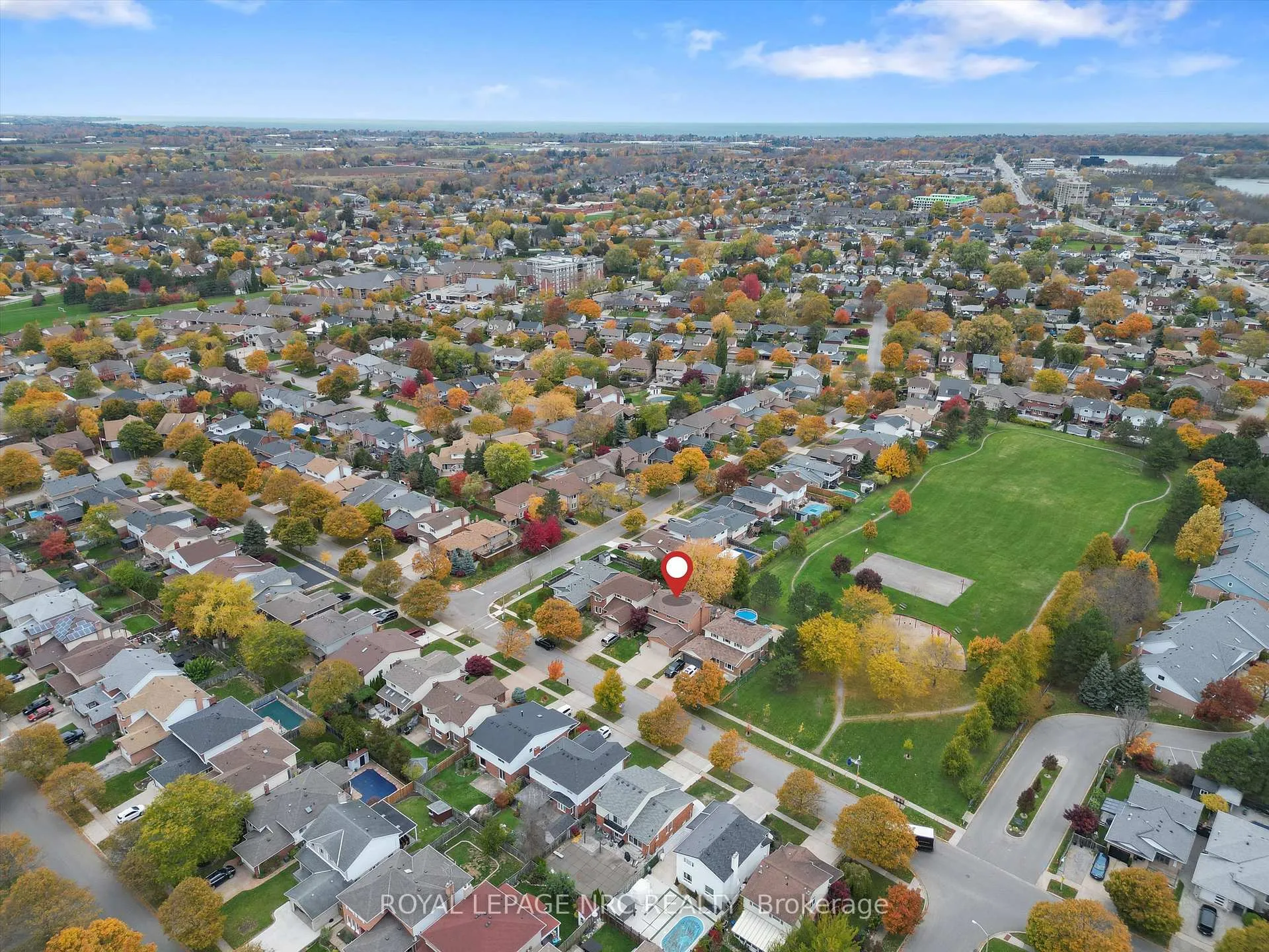 Photo 46 of 26 Elderwood Drive, St. Catharines, Grapeview — HOMEH