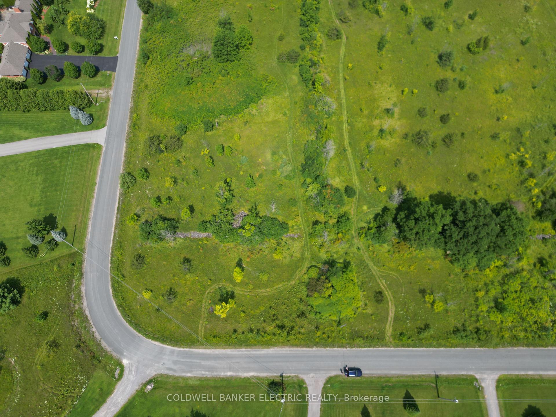 Photo 10 of 1736 Myers Crescent, Selwyn — HOMEH