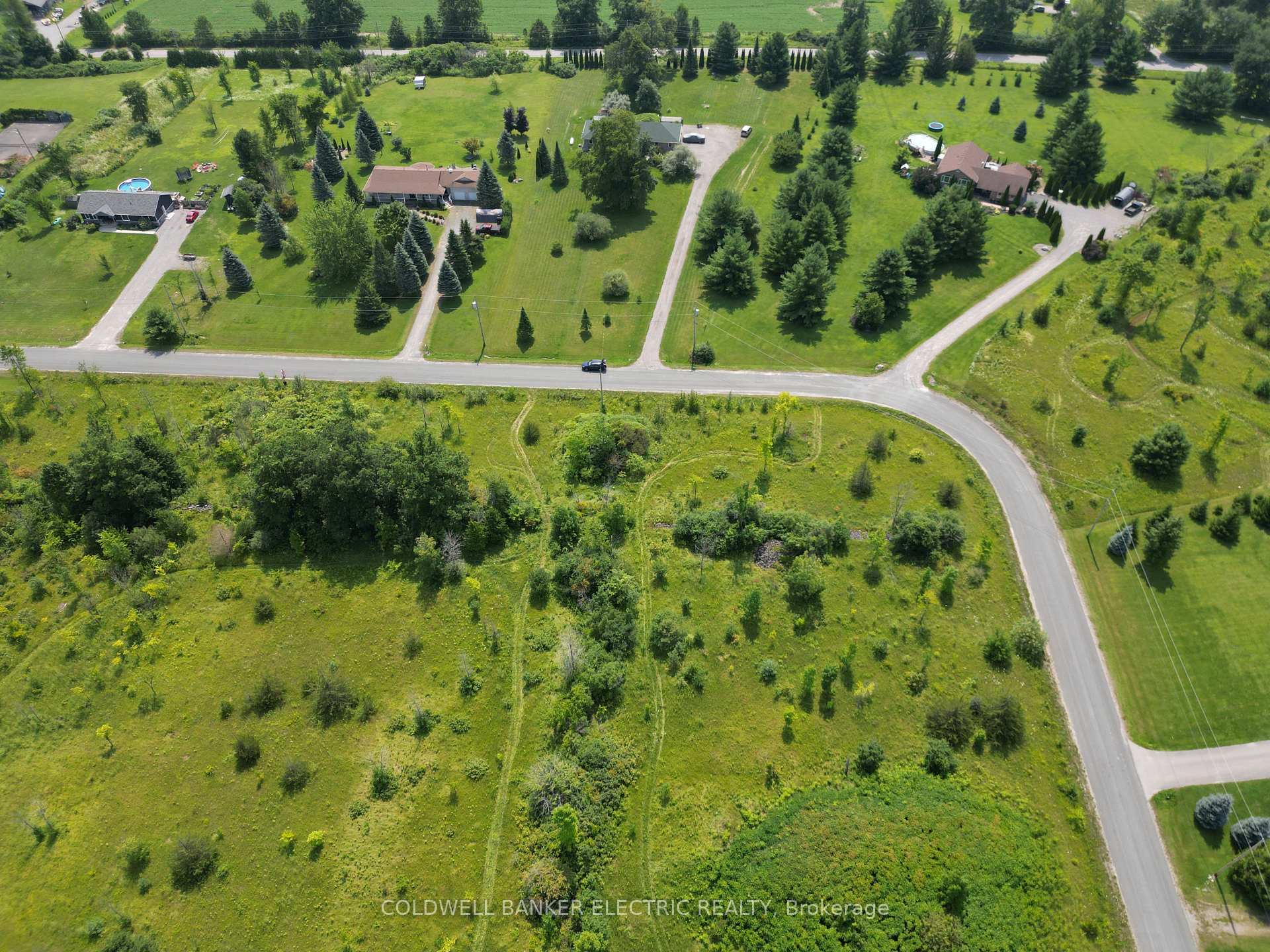 Photo 13 of 1736 Myers Crescent, Selwyn — HOMEH