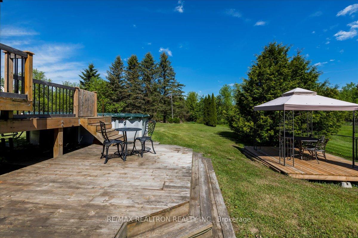 Photo 32 of 3974 Horseshoe Valley Road W, Springwater, Anten Mills — HOMEH