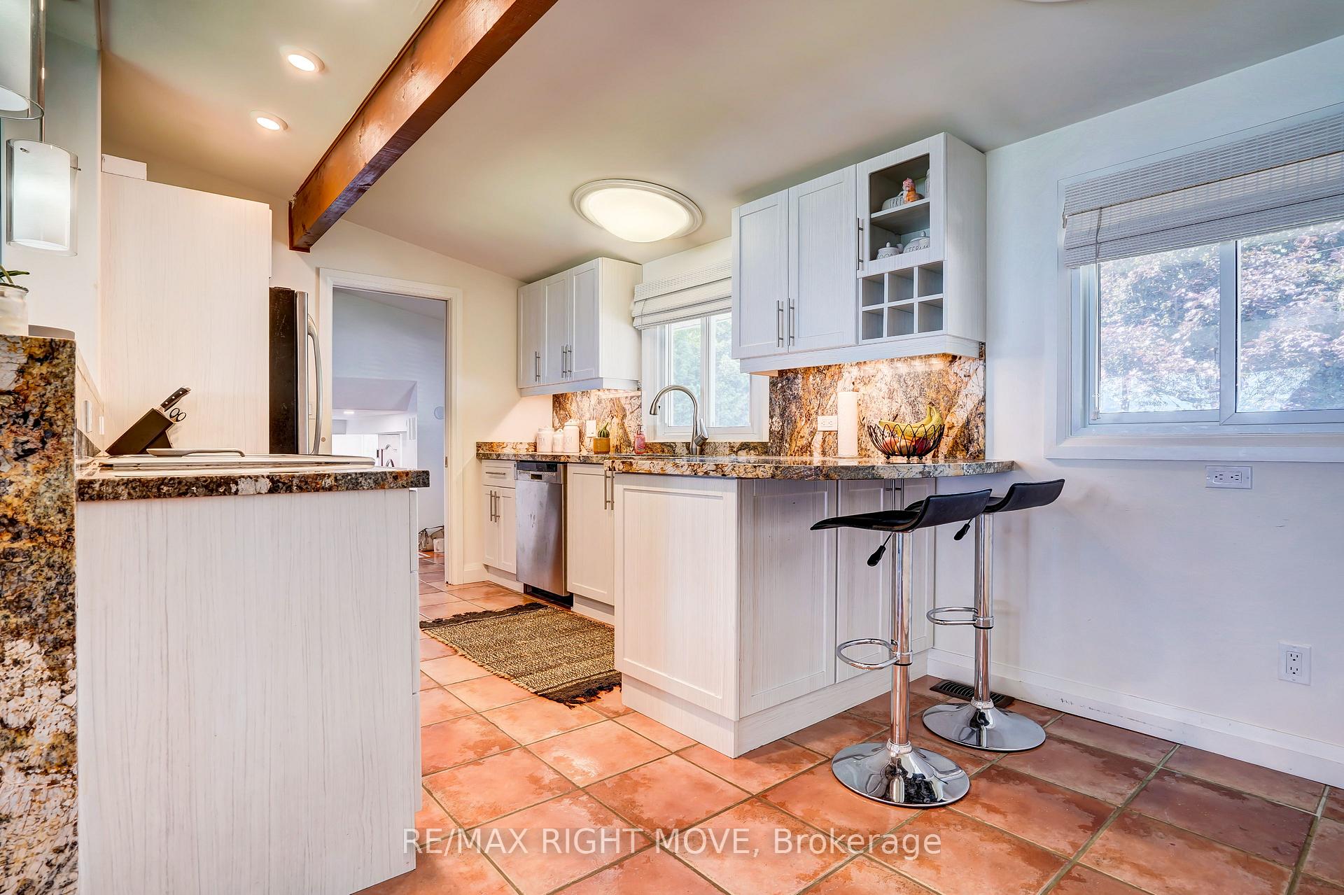 Photo 4 of 2215 Thomson Crescent, Severn, Rural Severn — HOMEH