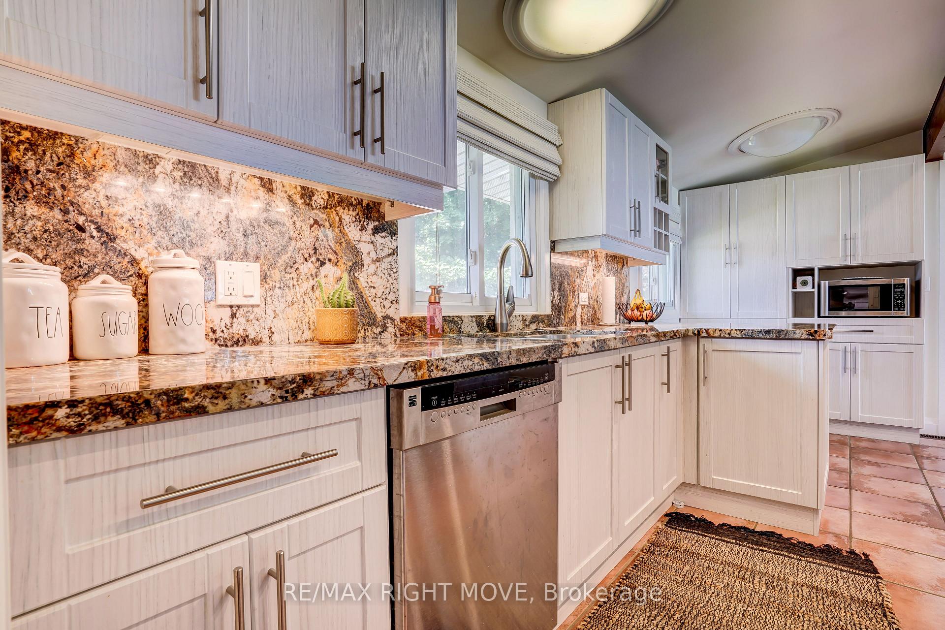 Photo 7 of 2215 Thomson Crescent, Severn, Rural Severn — HOMEH